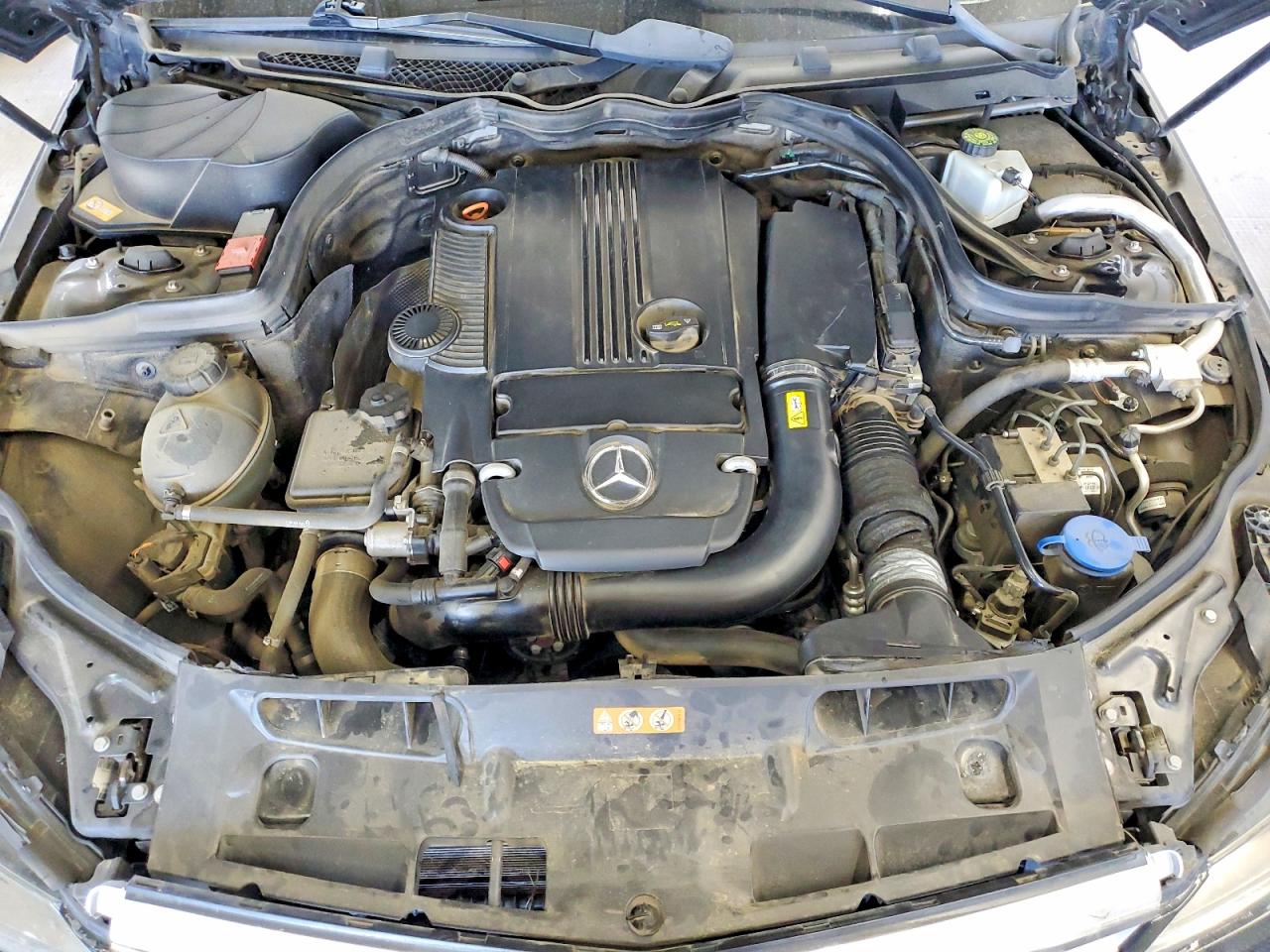 2013 Mercedes-benz C 250 Black vin: WDDGF4HB9DA774683