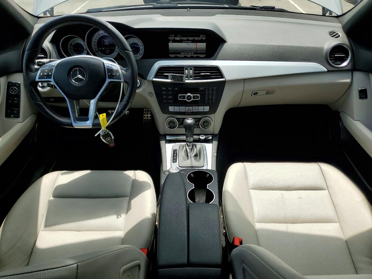 2013 Mercedes-benz C 250 Gray vin: WDDGF4HB9DA860706