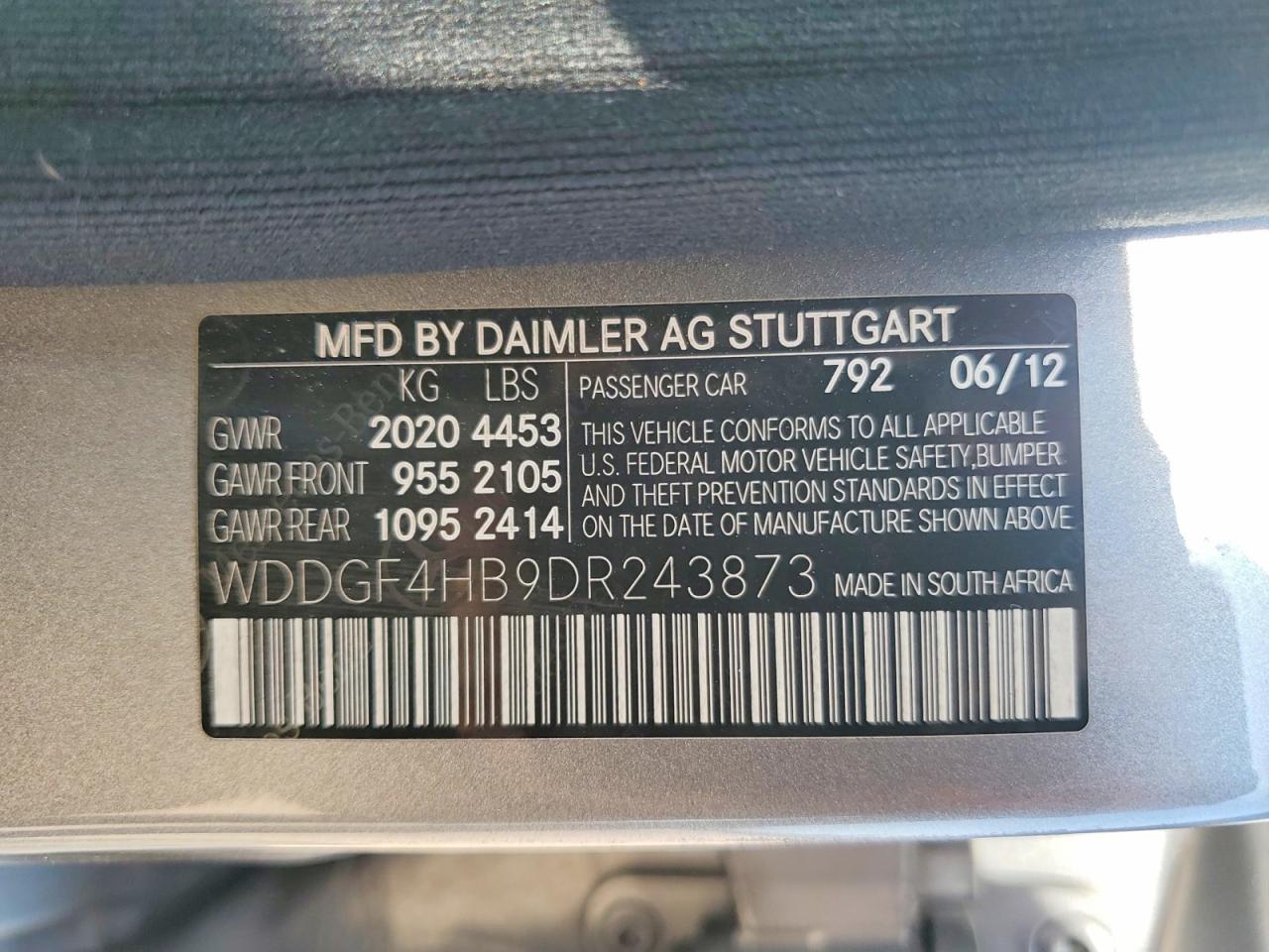 2013 Mercedes-benz C 250 Серый vin: WDDGF4HB9DR243873