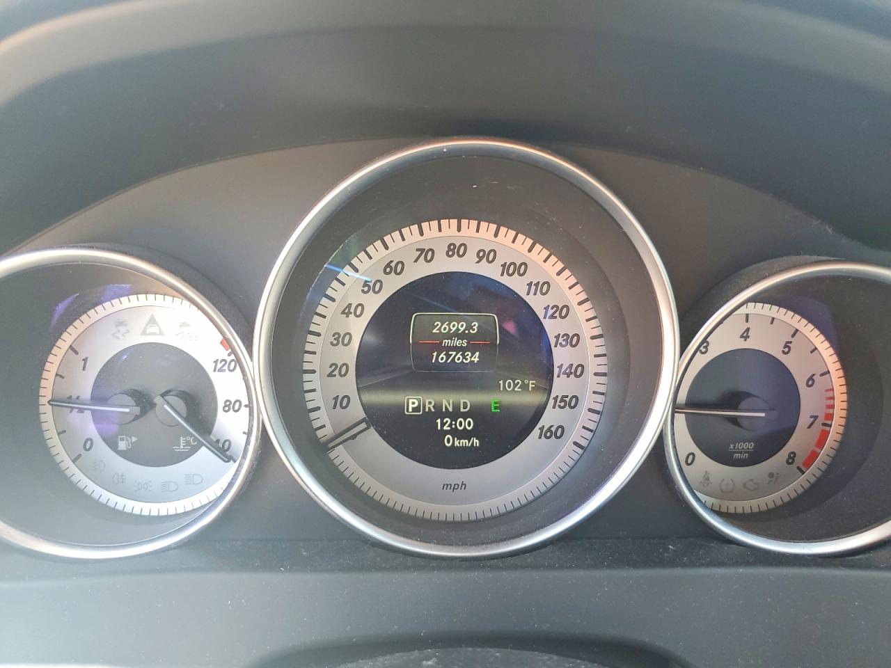 2013 Mercedes-benz C 250 Серый vin: WDDGF4HB9DR243873