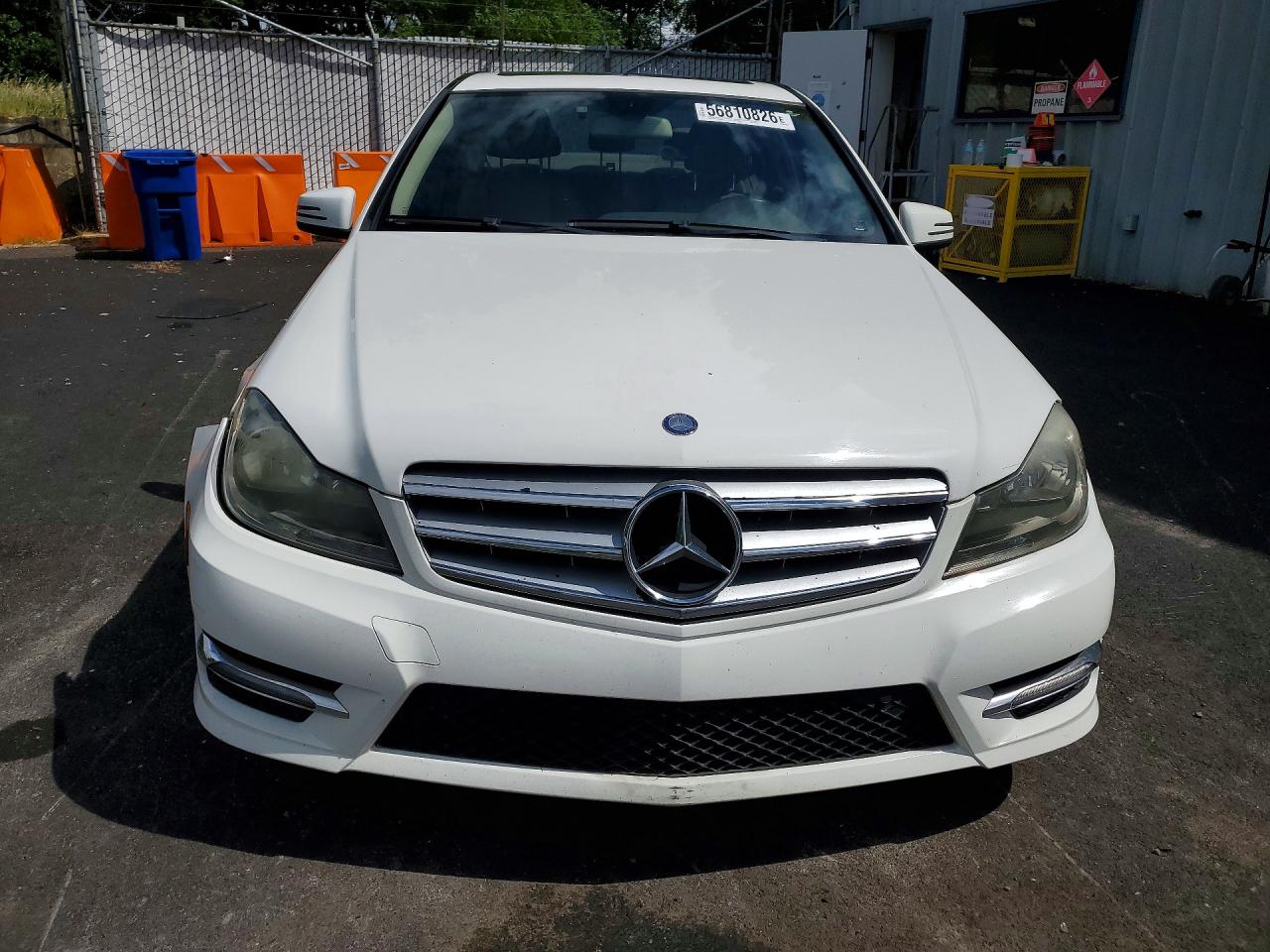 2013 Mercedes-benz C 250 White vin: WDDGF4HB9DR249172