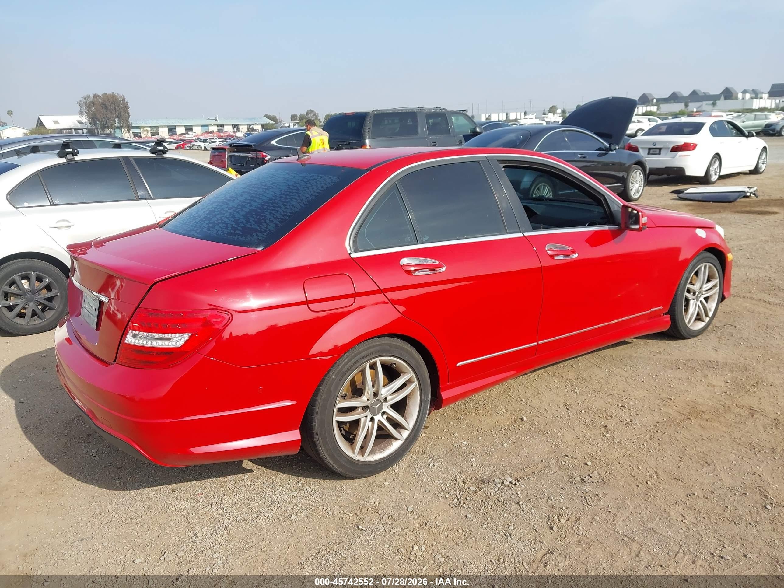 2013 Mercedes-benz C 250 Sport Red vin: WDDGF4HB9DR283726