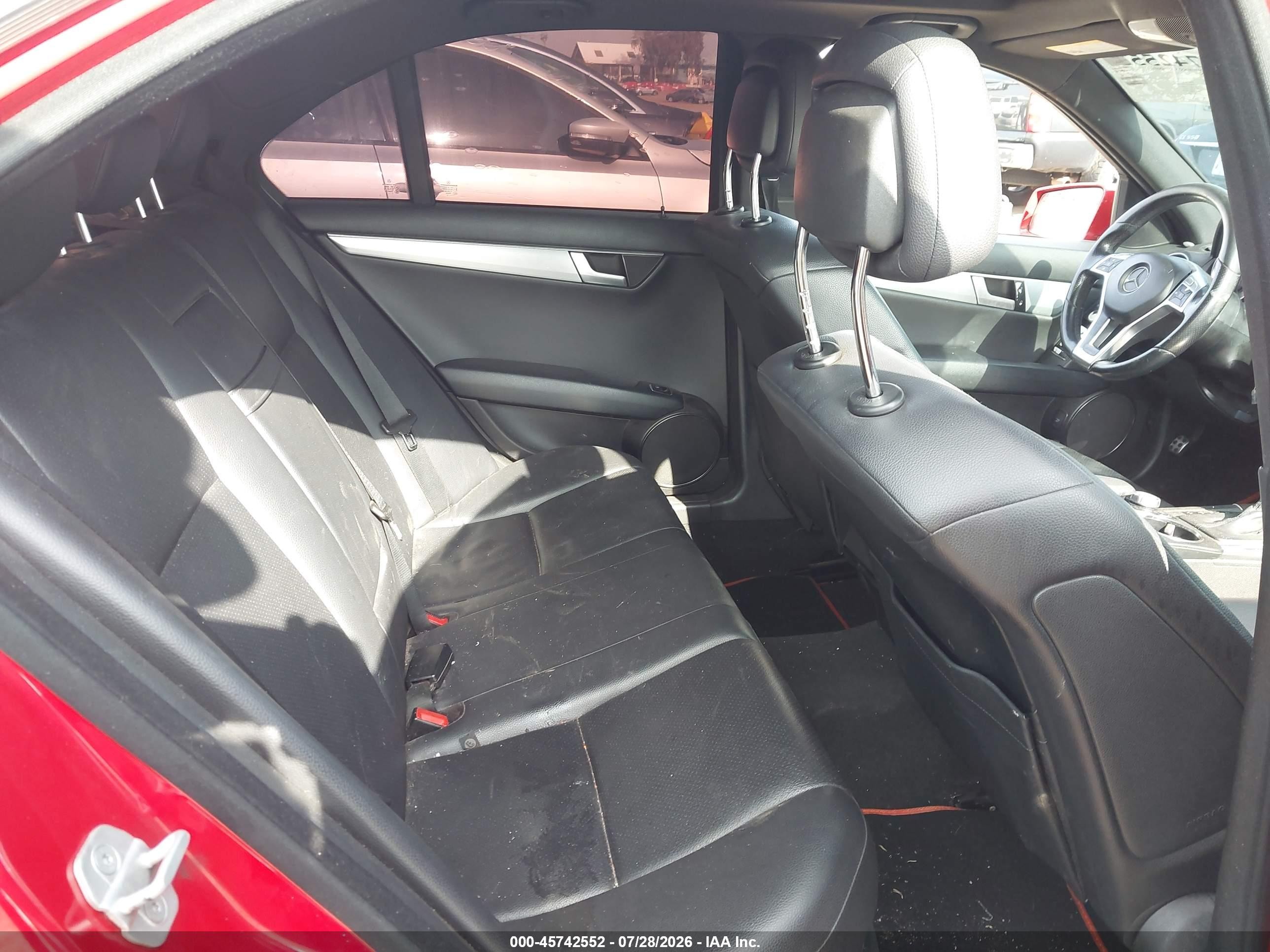 2013 Mercedes-benz C 250 Sport Red vin: WDDGF4HB9DR283726