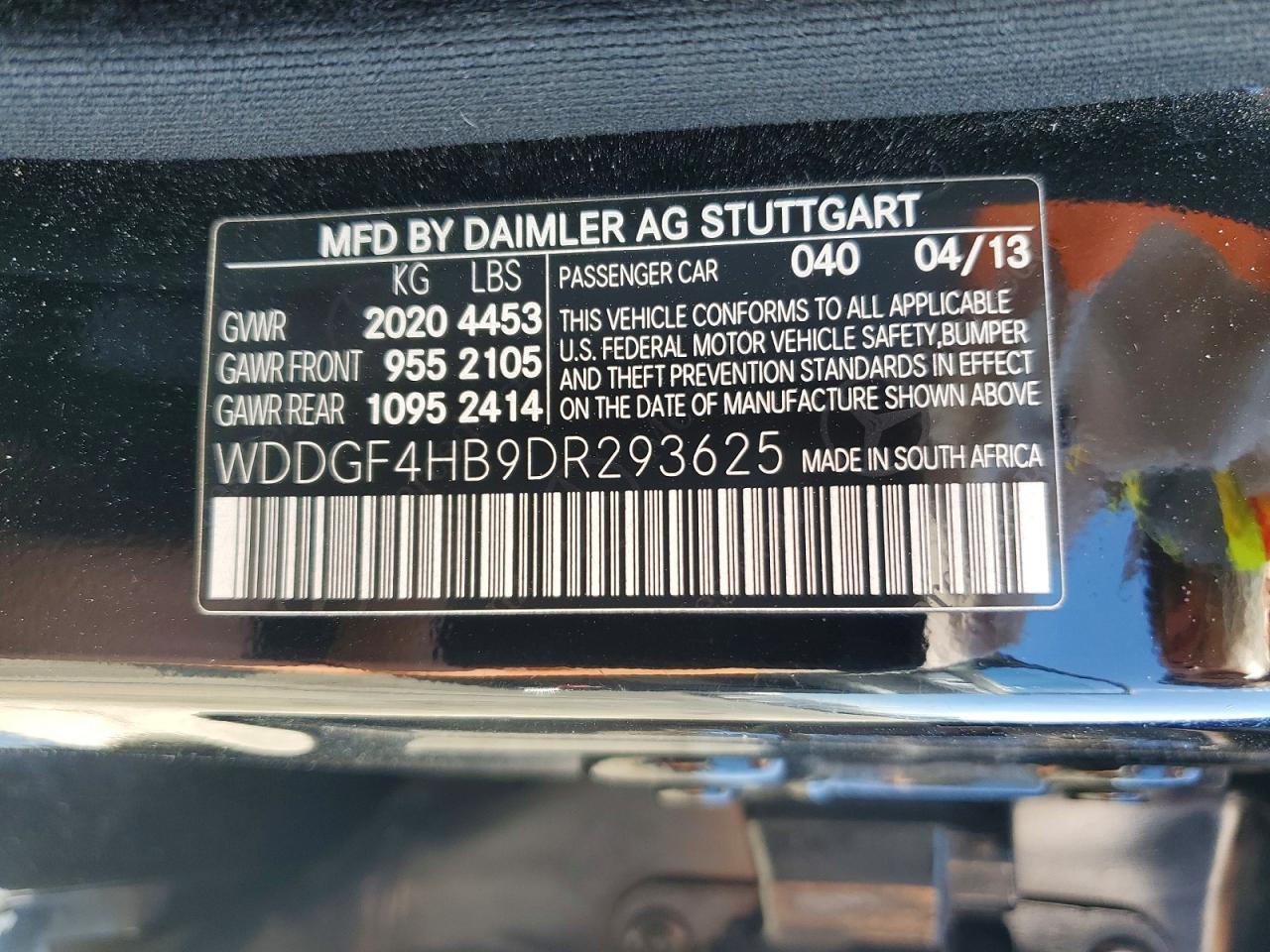 2013 Mercedes-benz C 250 Black vin: WDDGF4HB9DR293625