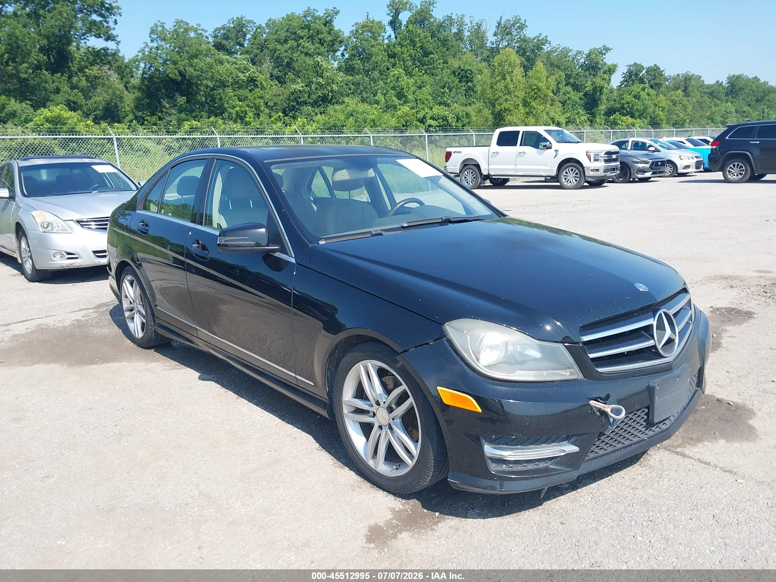 2013 Mercedes-benz C 250 Sport Black vin: WDDGF4HB9DR294287