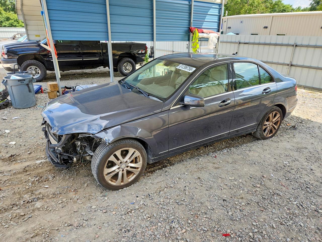 2013 Mercedes-benz C 250 Угольный vin: WDDGF4HB9DR294337