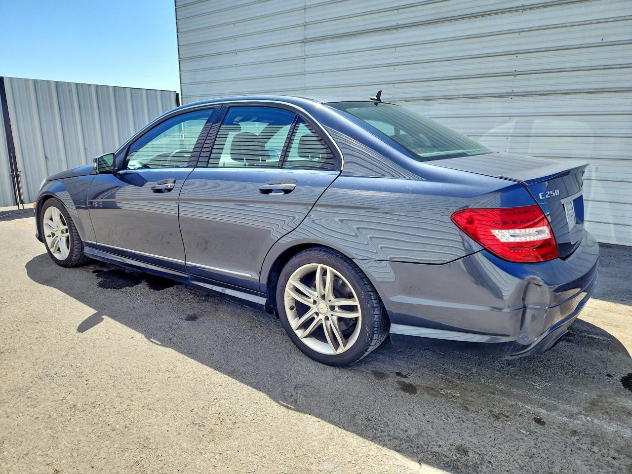 2014 Mercedes-benz C 250 Gray vin: WDDGF4HB9EA928679