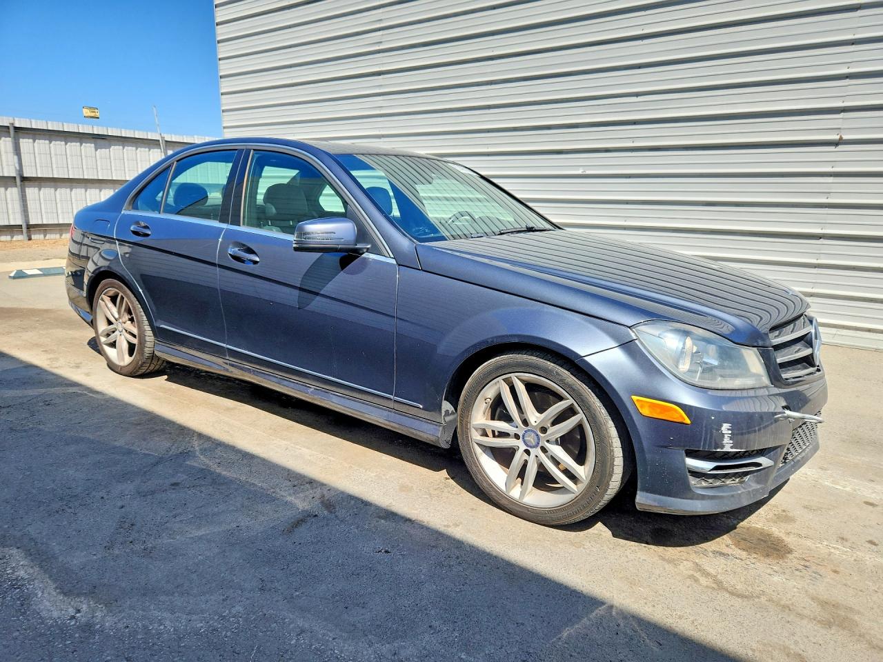 2014 Mercedes-benz C 250 Gray vin: WDDGF4HB9EA928679
