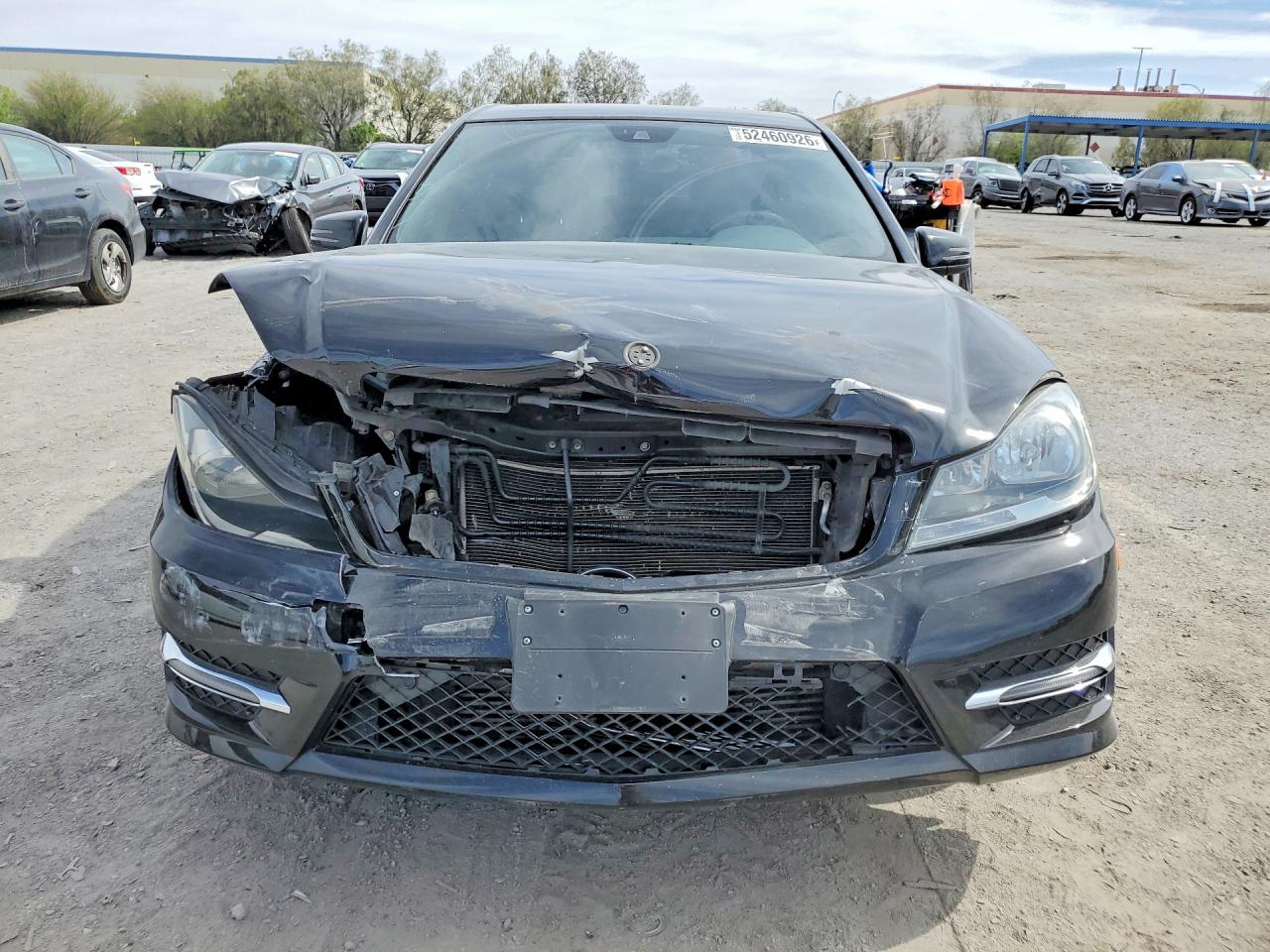 2014 Mercedes-benz C 250 Черный vin: WDDGF4HB9EA943800