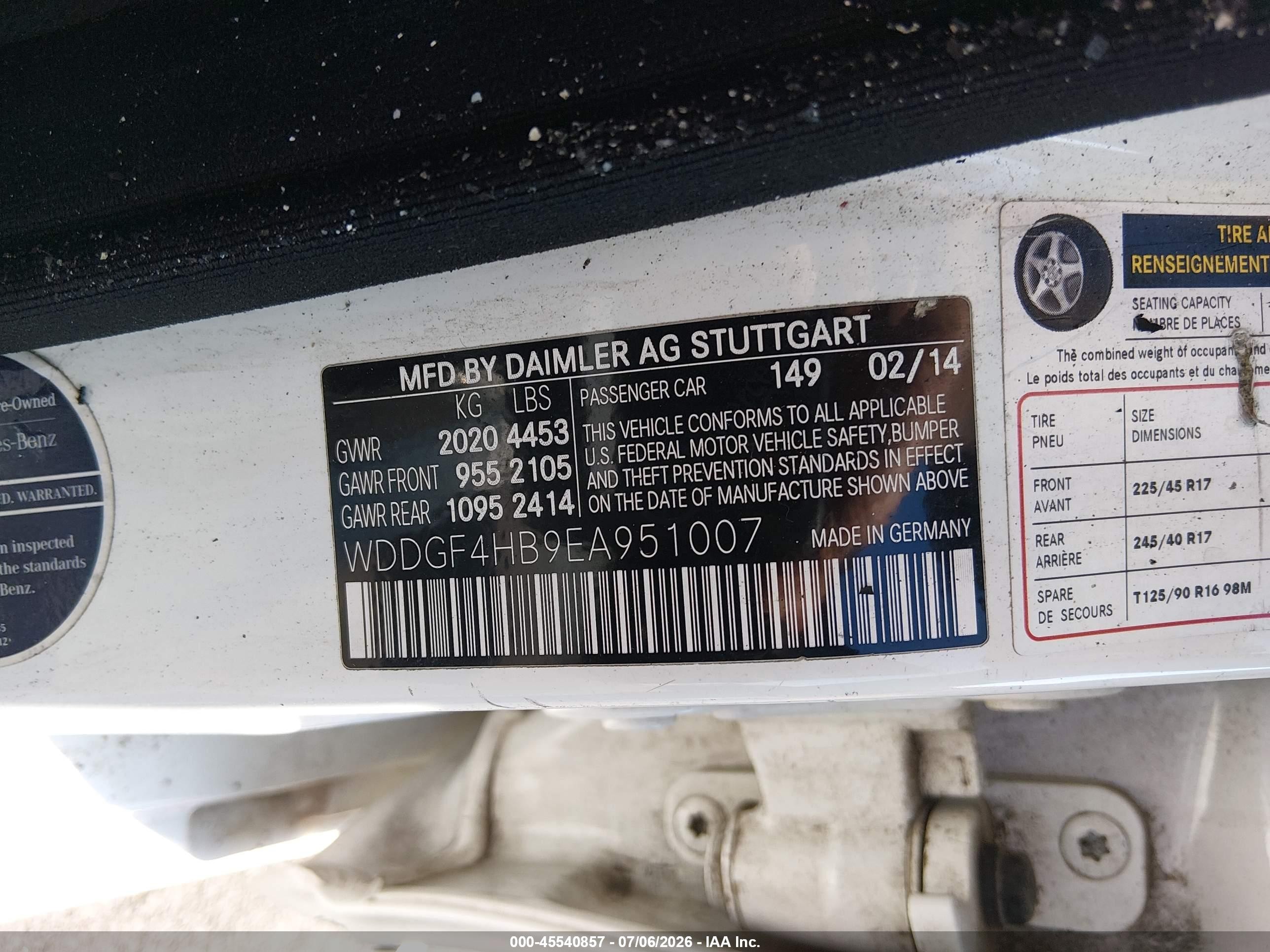 2014 Mercedes-benz C 250 Sport Белый vin: WDDGF4HB9EA951007