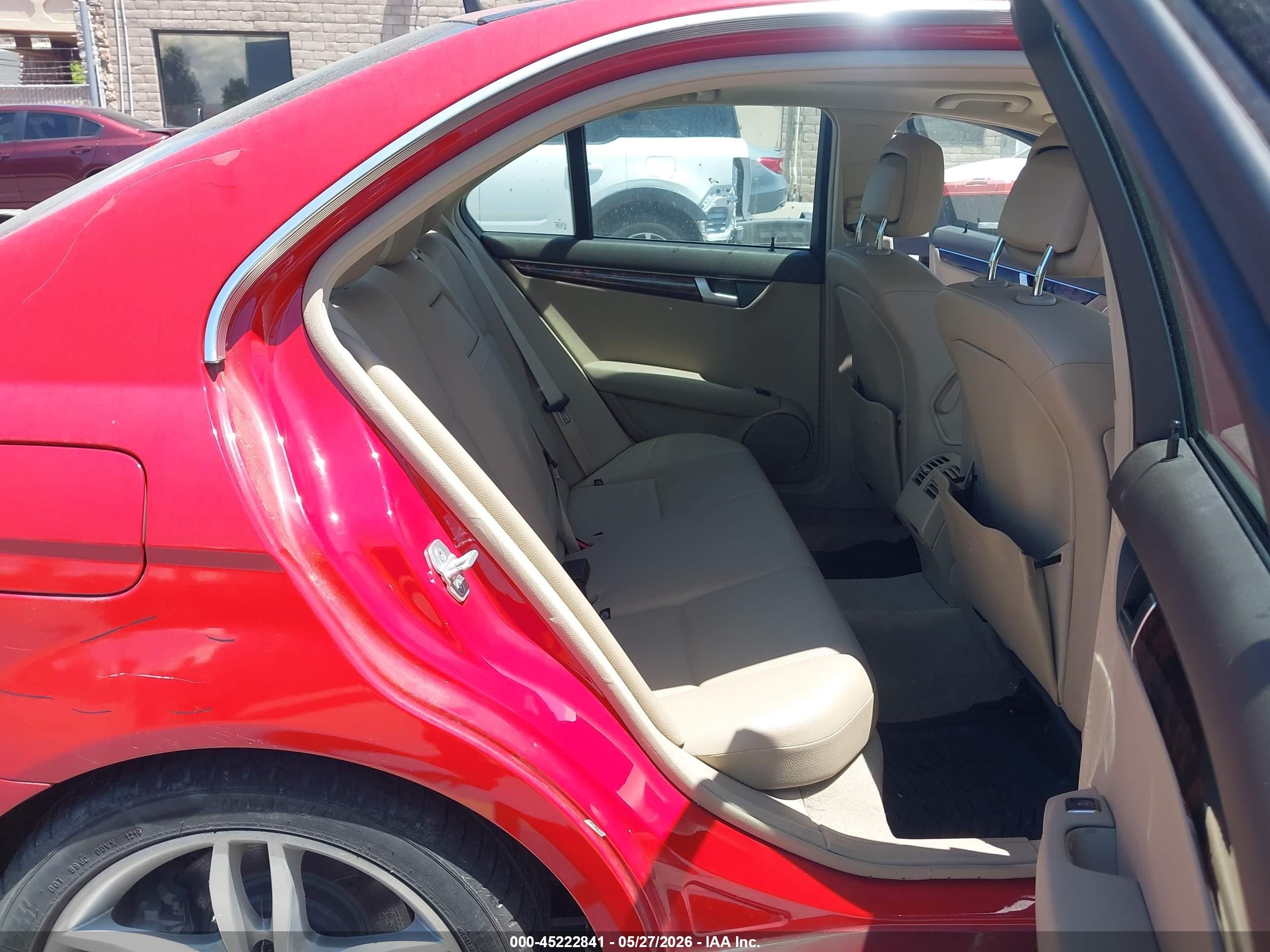 2014 Mercedes-benz C 250 Sport Red vin: WDDGF4HB9EG155757