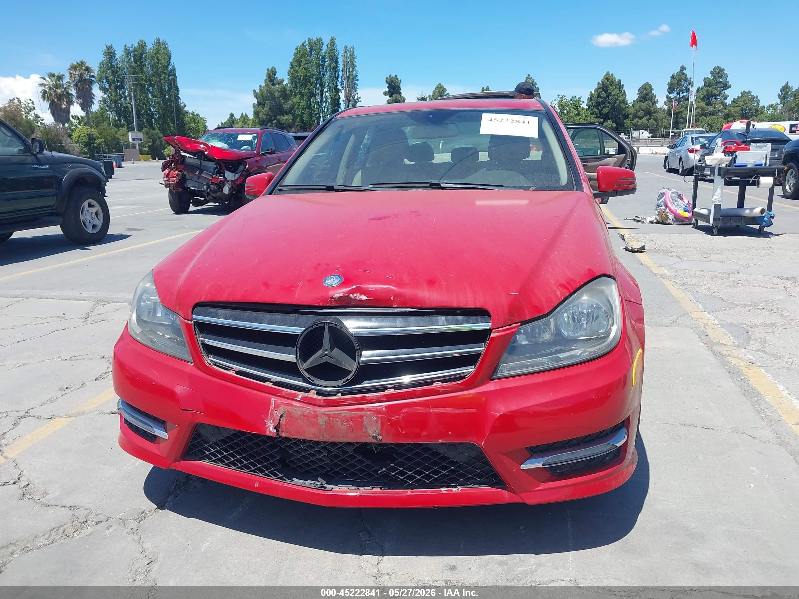 2014 Mercedes-benz C 250 Sport Red vin: WDDGF4HB9EG155757