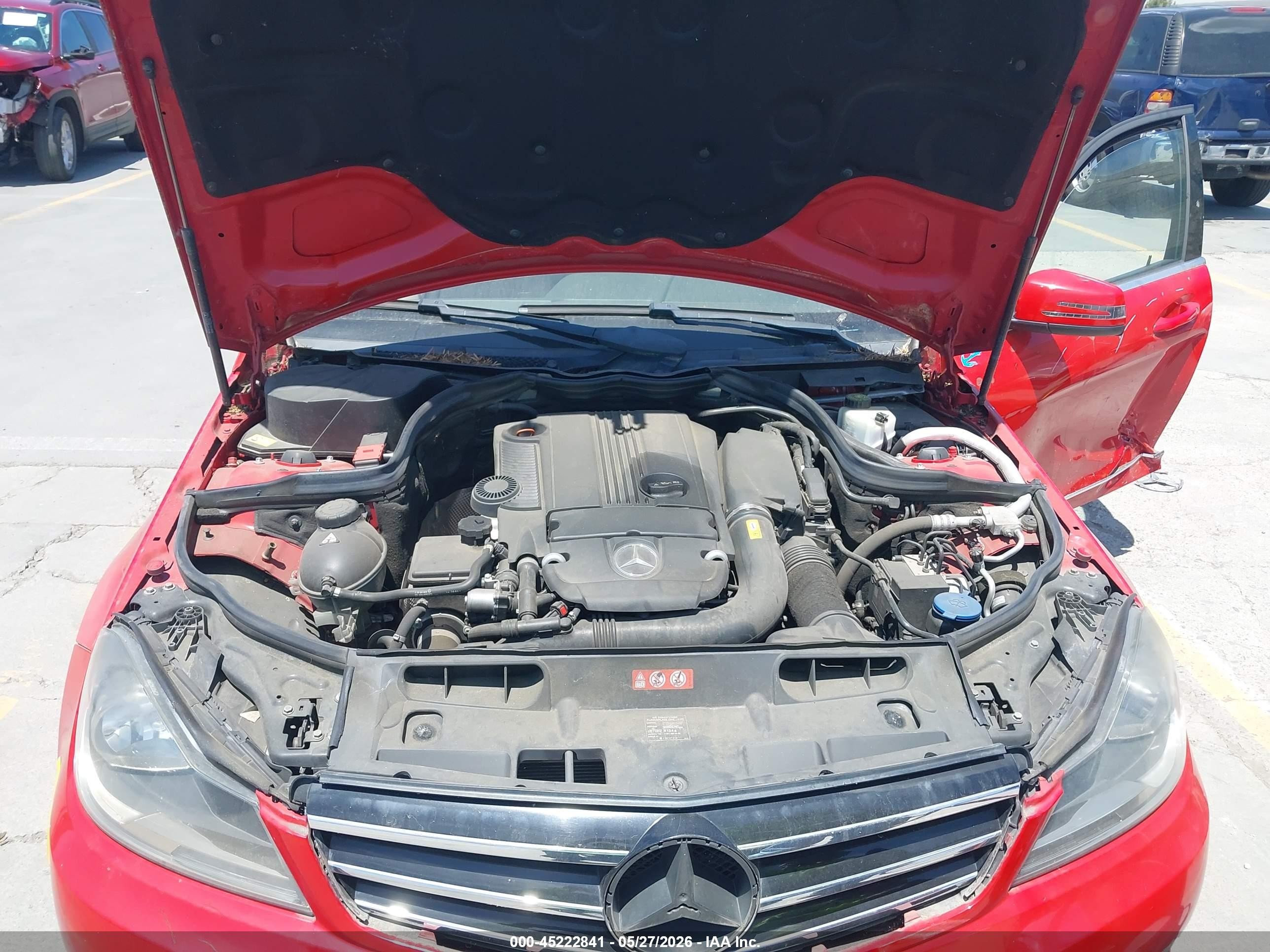 2014 Mercedes-benz C 250 Sport Red vin: WDDGF4HB9EG155757