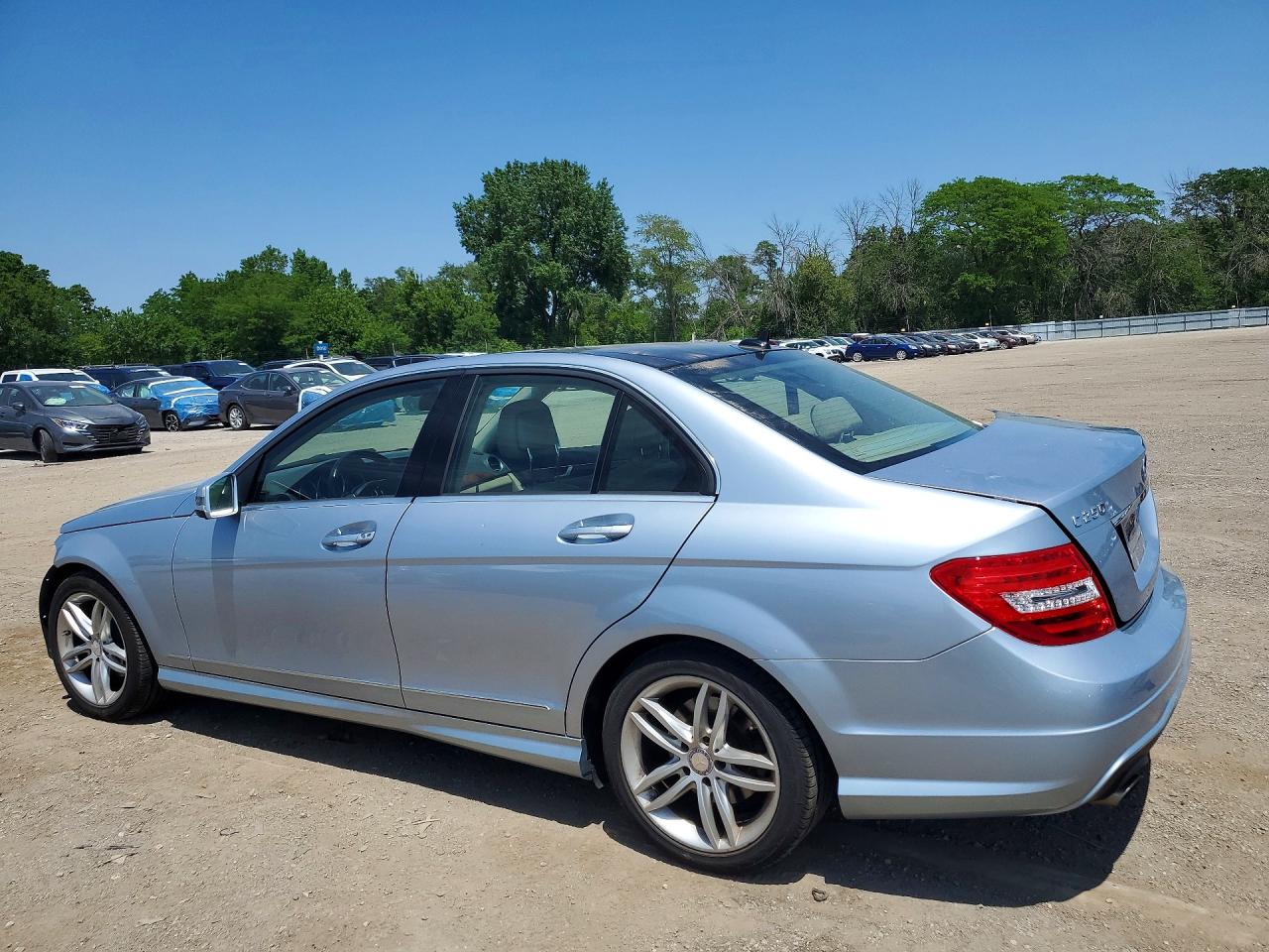 2014 Mercedes-benz C 250 Blue vin: WDDGF4HB9EG167178