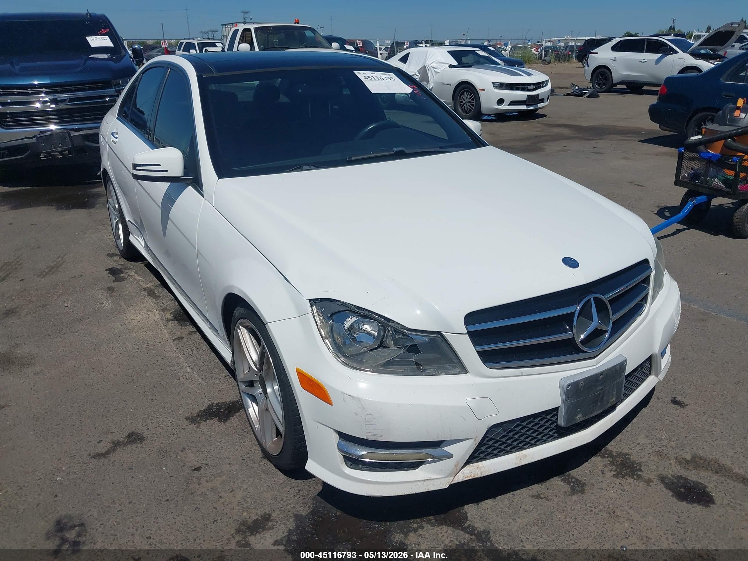 WDDGF4HB9ER309825