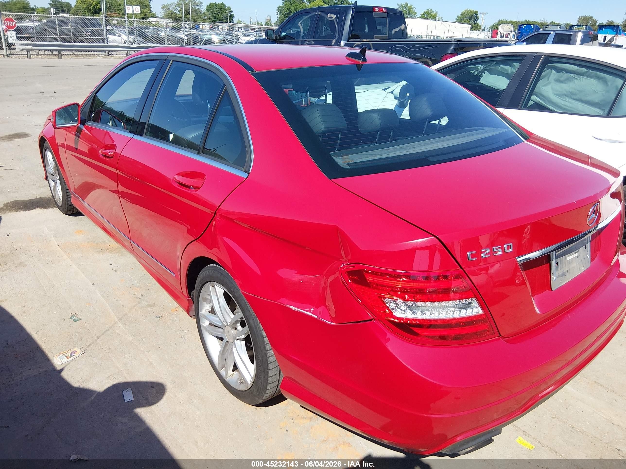 2014 Mercedes-benz C 250 Sport Red vin: WDDGF4HB9ER314393