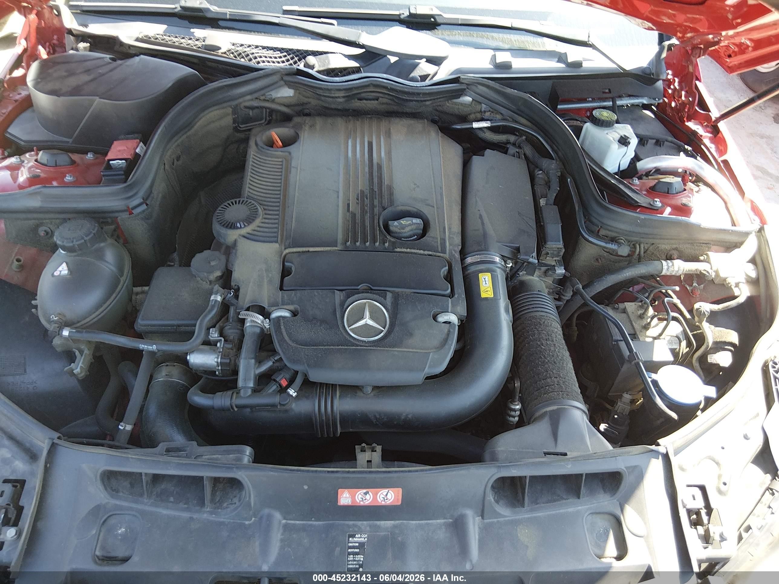2014 Mercedes-benz C 250 Sport Red vin: WDDGF4HB9ER314393