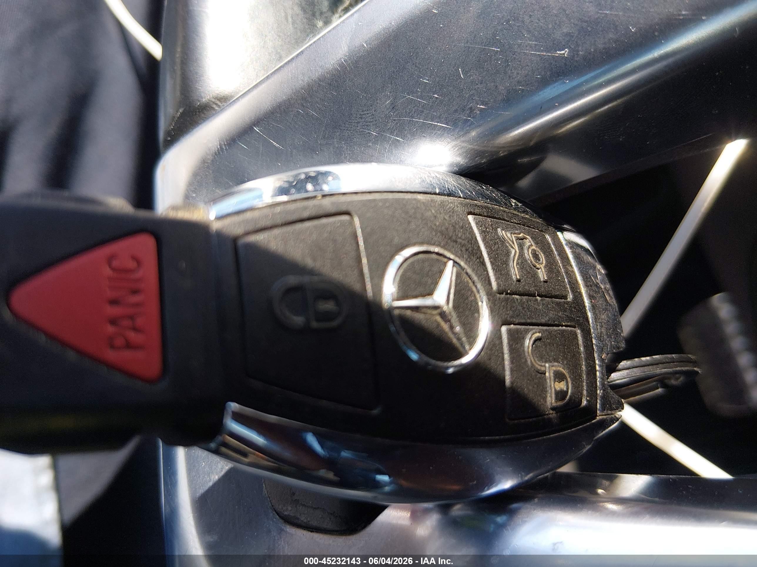 2014 Mercedes-benz C 250 Sport Red vin: WDDGF4HB9ER314393