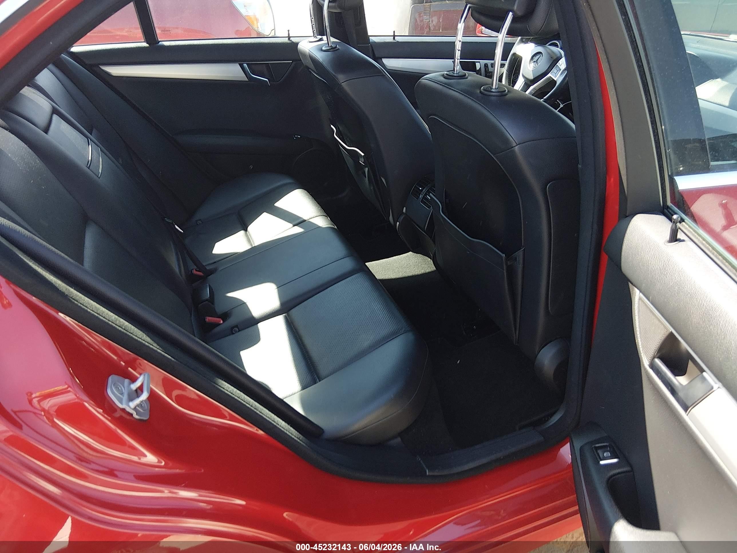 2014 Mercedes-benz C 250 Sport Red vin: WDDGF4HB9ER314393
