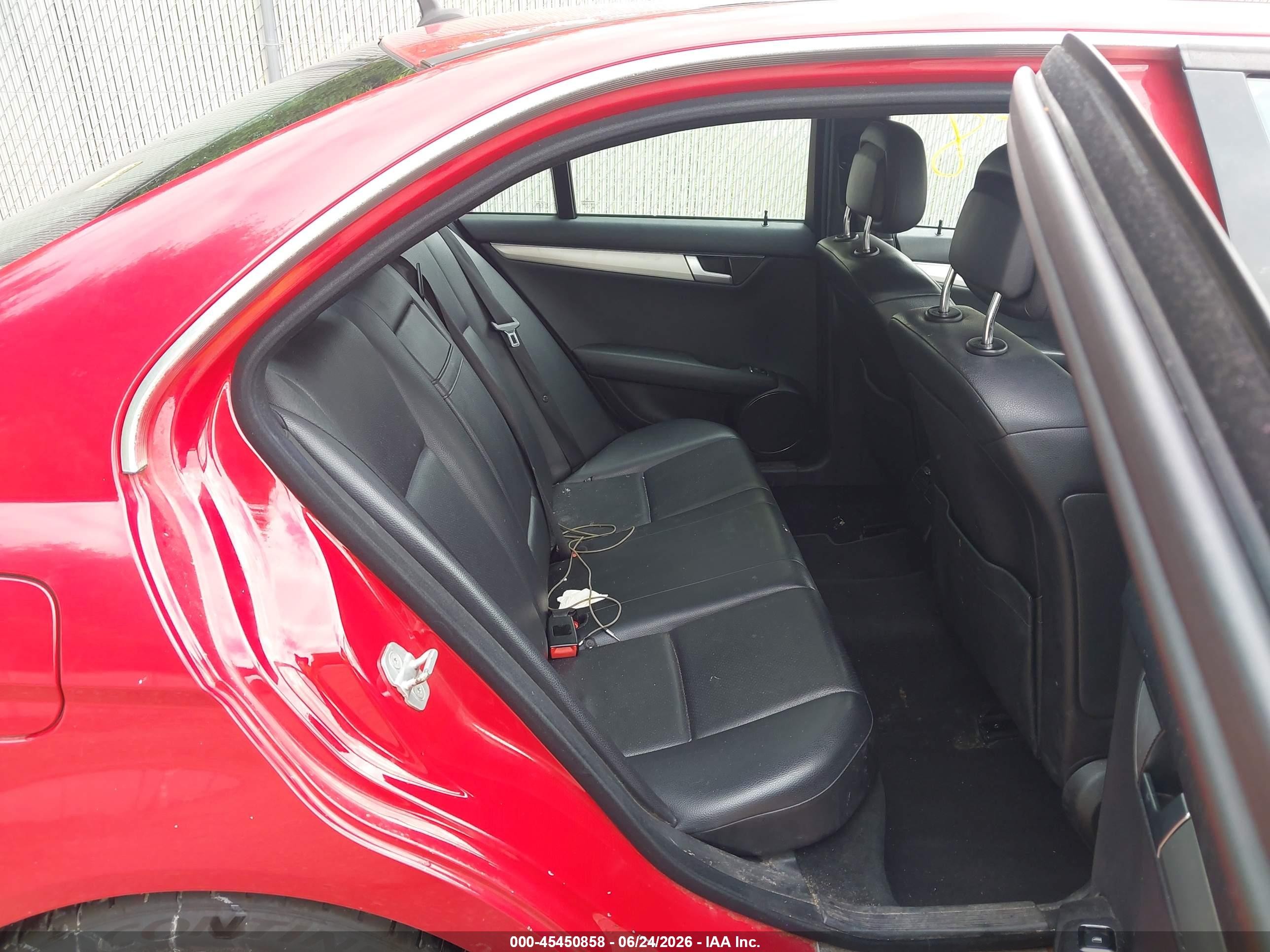 2012 Mercedes-benz C 250 Sport Red vin: WDDGF4HBXCR210234