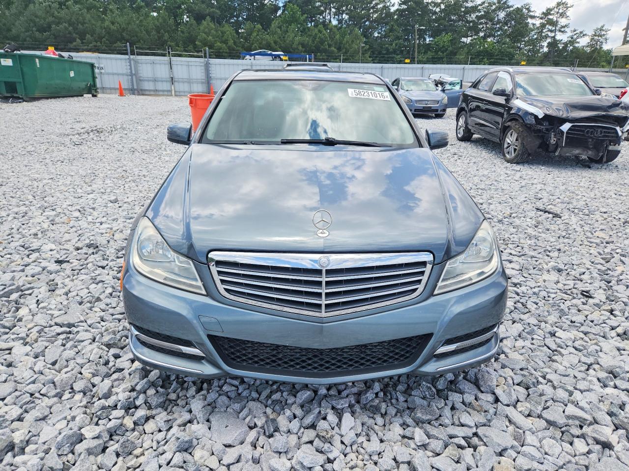 2012 Mercedes-benz C 250 Turquoise vin: WDDGF4HBXCR212162