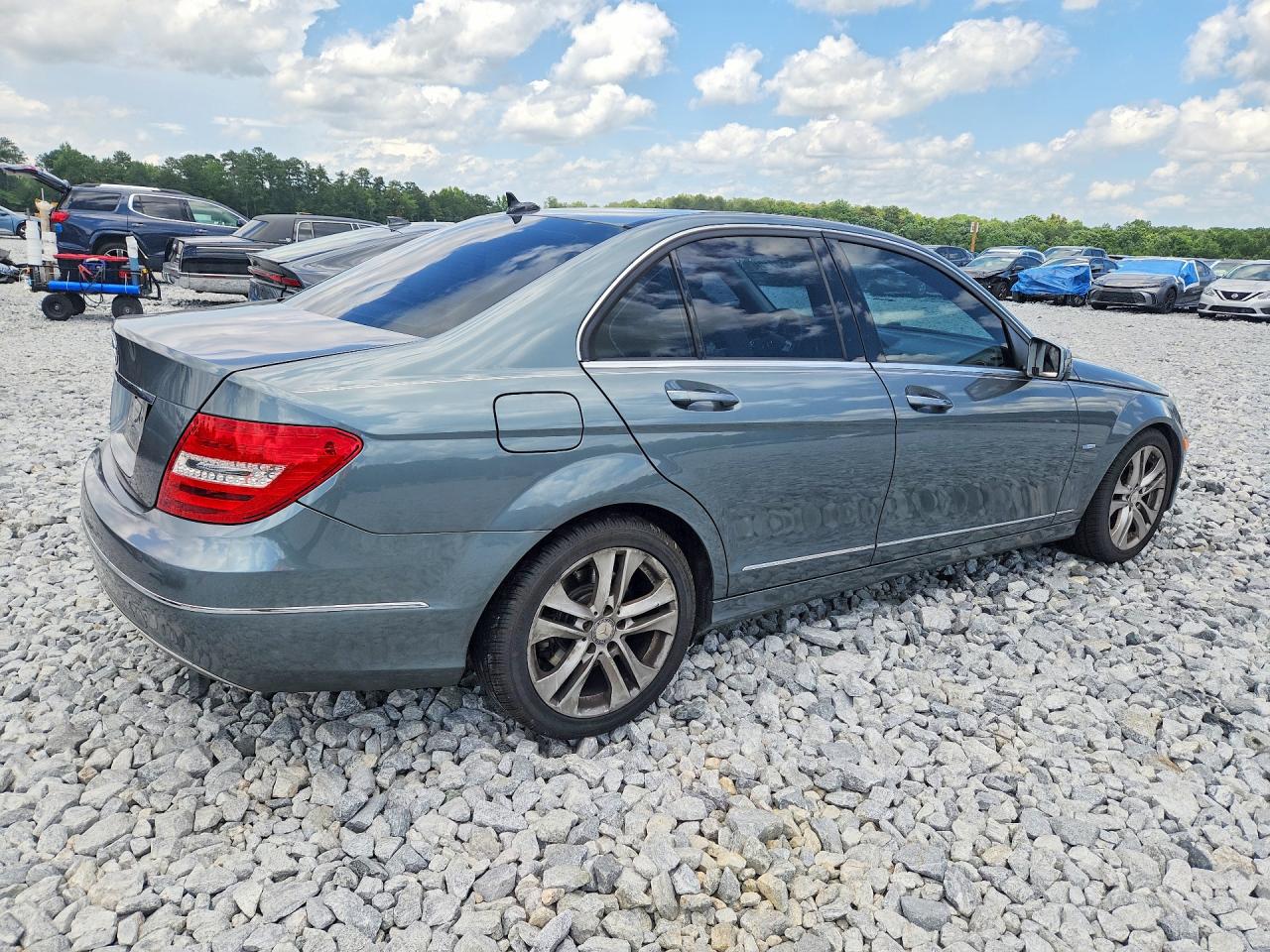 2012 Mercedes-benz C 250 Turquoise vin: WDDGF4HBXCR212162