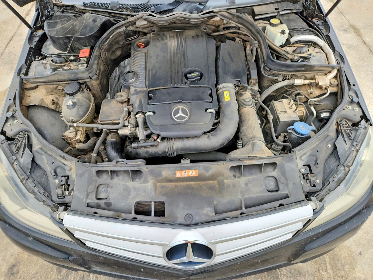 2012 Mercedes-benz C 250 Black vin: WDDGF4HBXCR216874
