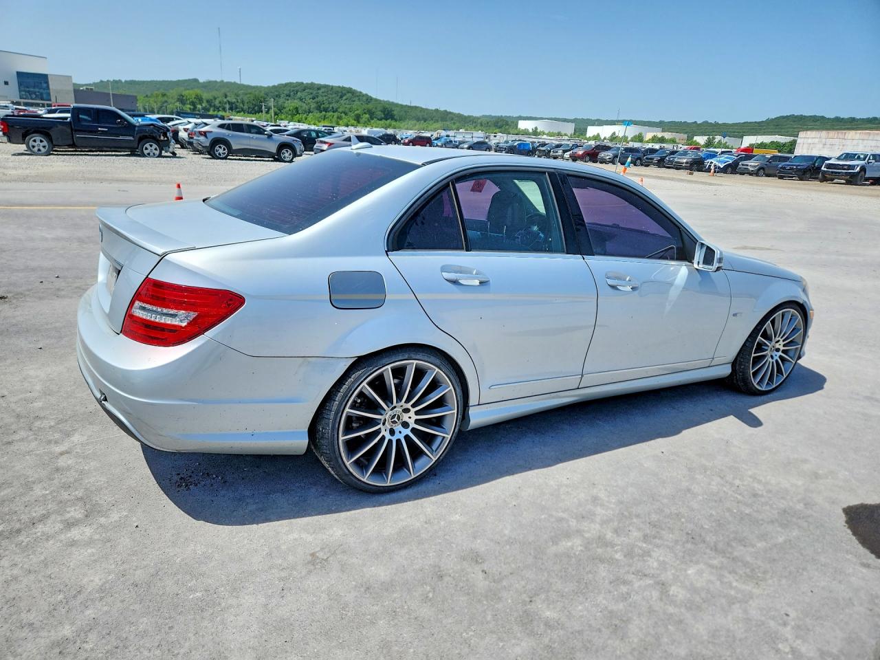 2012 Mercedes-benz Benz Gray vin: WDDGF4HBXCR237773