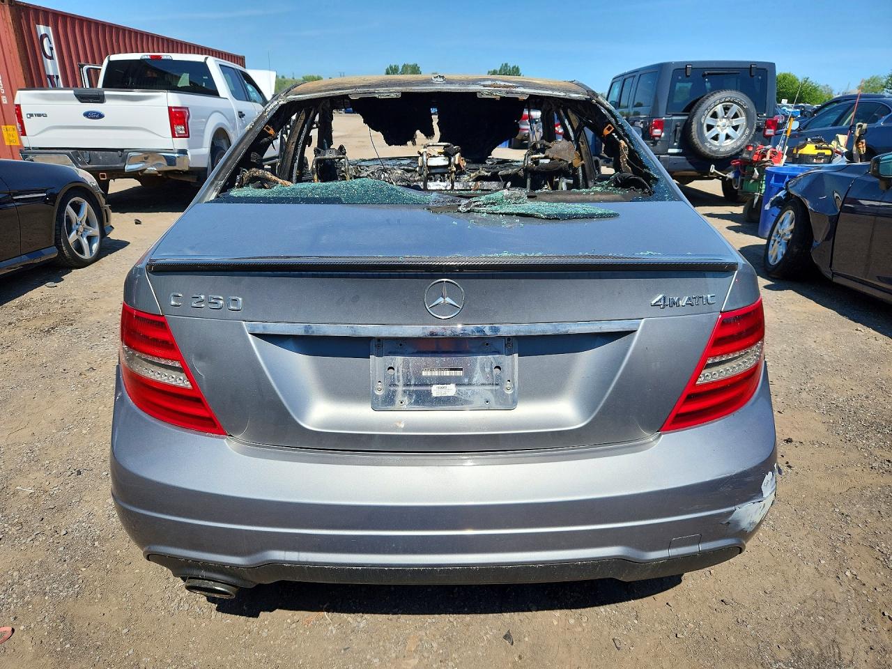 2013 Mercedes-benz C 250 Silver vin: WDDGF4HBXDA743491