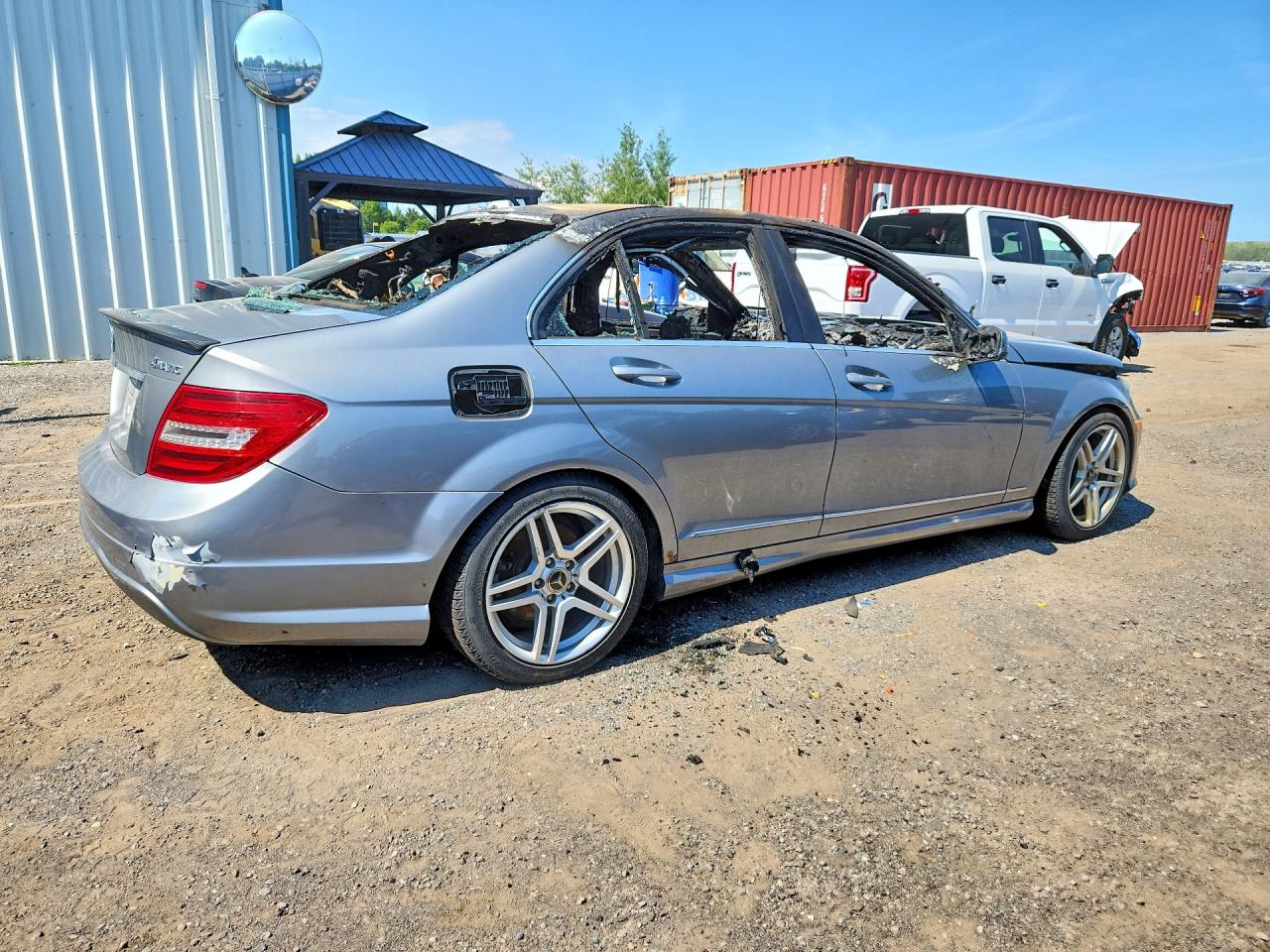 2013 Mercedes-benz C 250 Silver vin: WDDGF4HBXDA743491