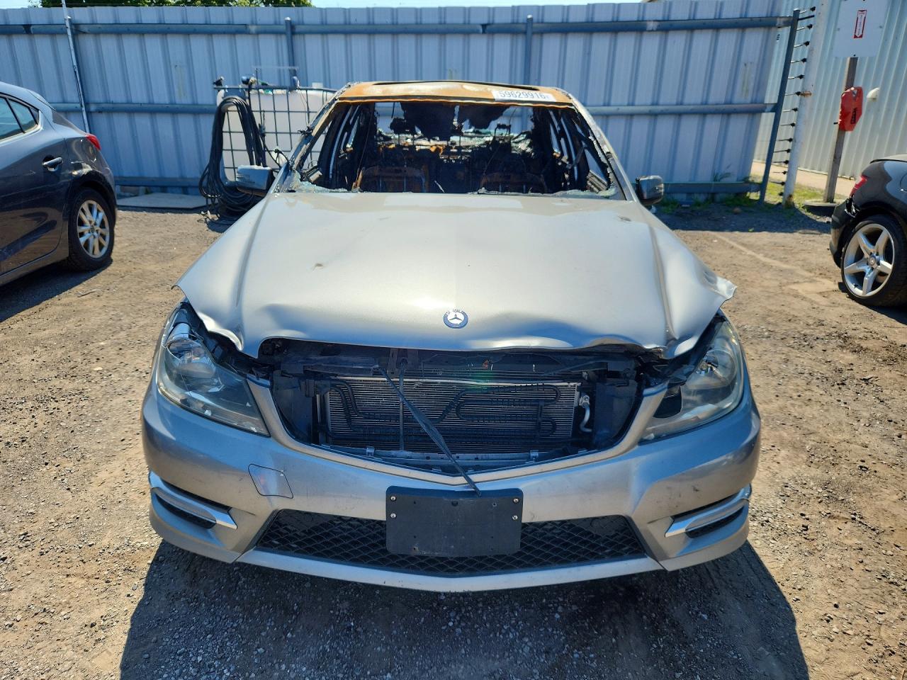 2013 Mercedes-benz C 250 Silver vin: WDDGF4HBXDA743491