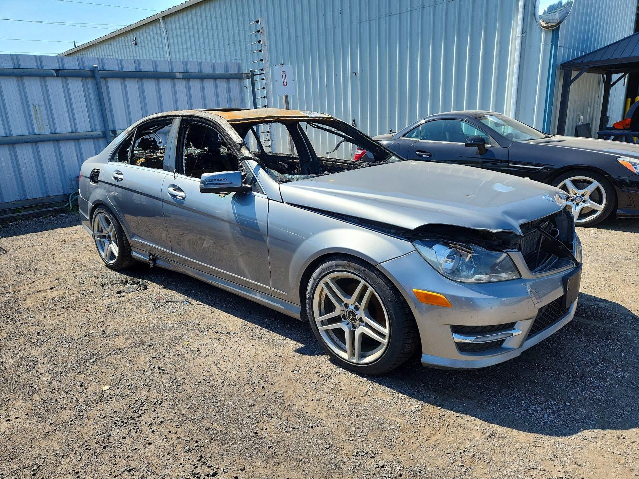 2013 Mercedes-benz C 250 Silver vin: WDDGF4HBXDA743491