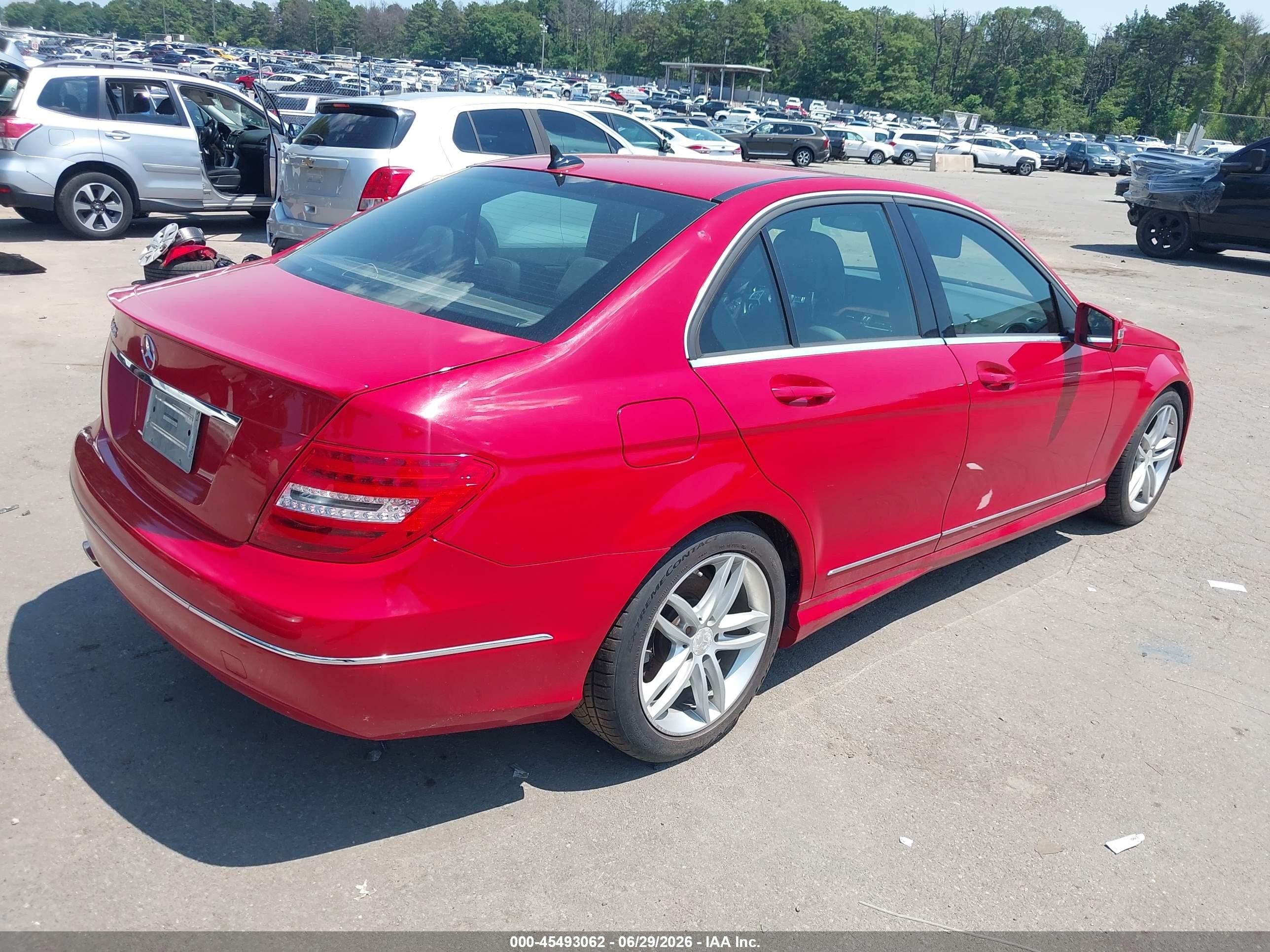 2013 Mercedes-benz C 250 Sport Red vin: WDDGF4HBXDA787099