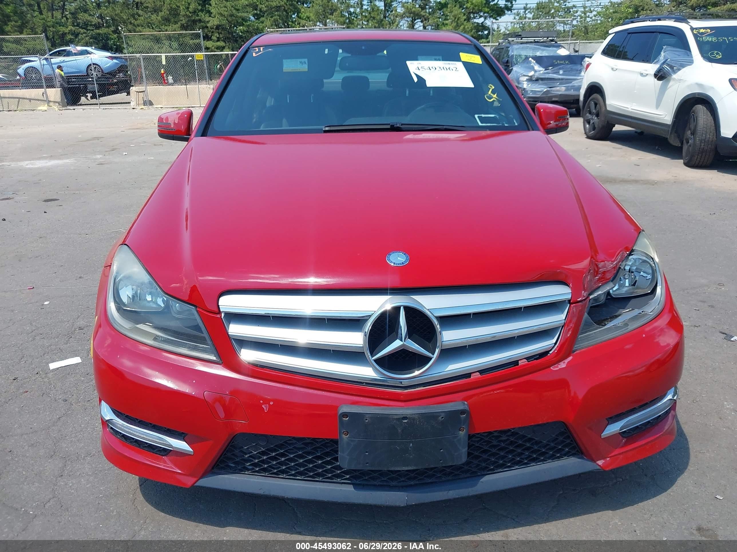 2013 Mercedes-benz C 250 Sport Red vin: WDDGF4HBXDA787099