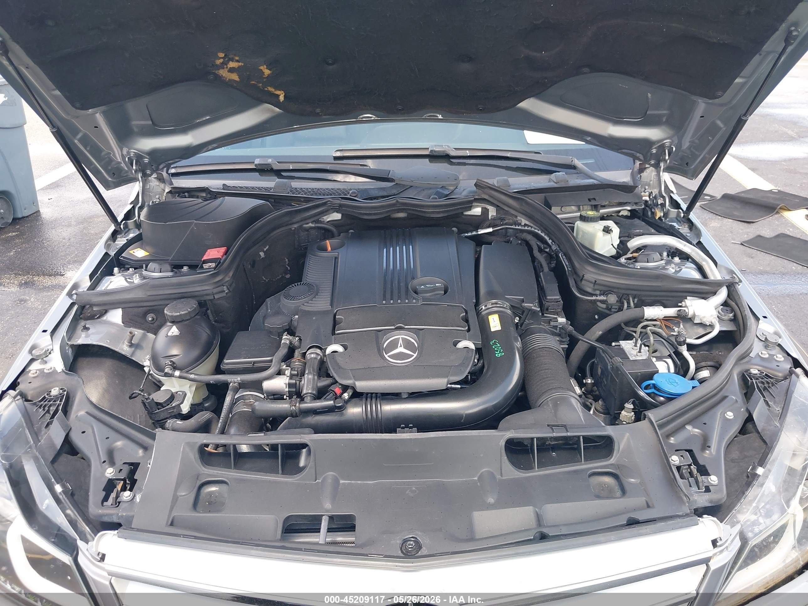 2013 Mercedes-benz C 250 Sport Gray vin: WDDGF4HBXDA828718