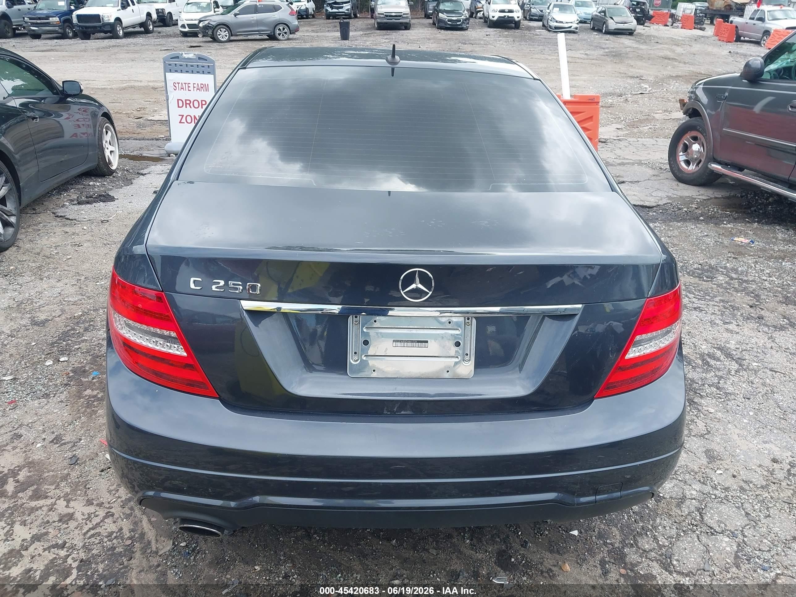 2013 Mercedes-benz C 250 Sport Gray vin: WDDGF4HBXDA841534