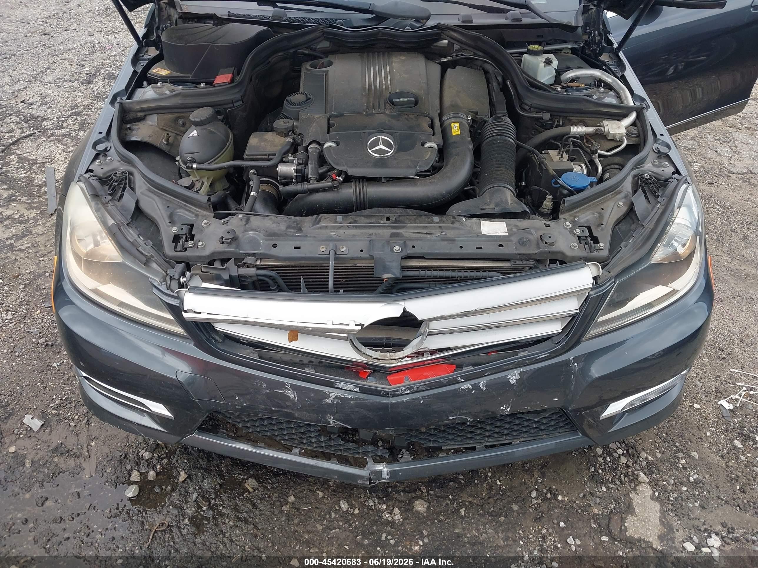 2013 Mercedes-benz C 250 Sport Gray vin: WDDGF4HBXDA841534