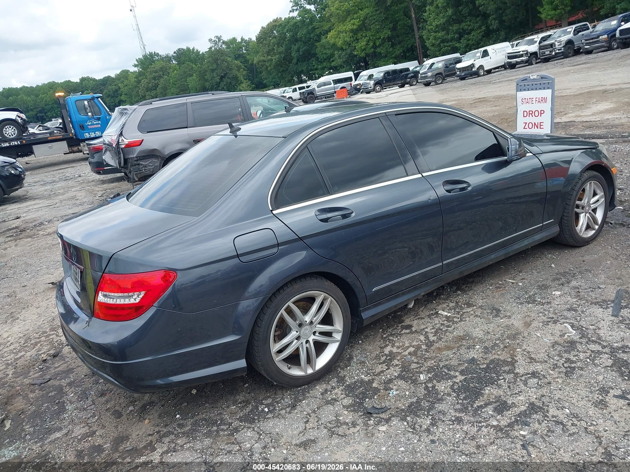 2013 Mercedes-benz C 250 Sport Gray vin: WDDGF4HBXDA841534