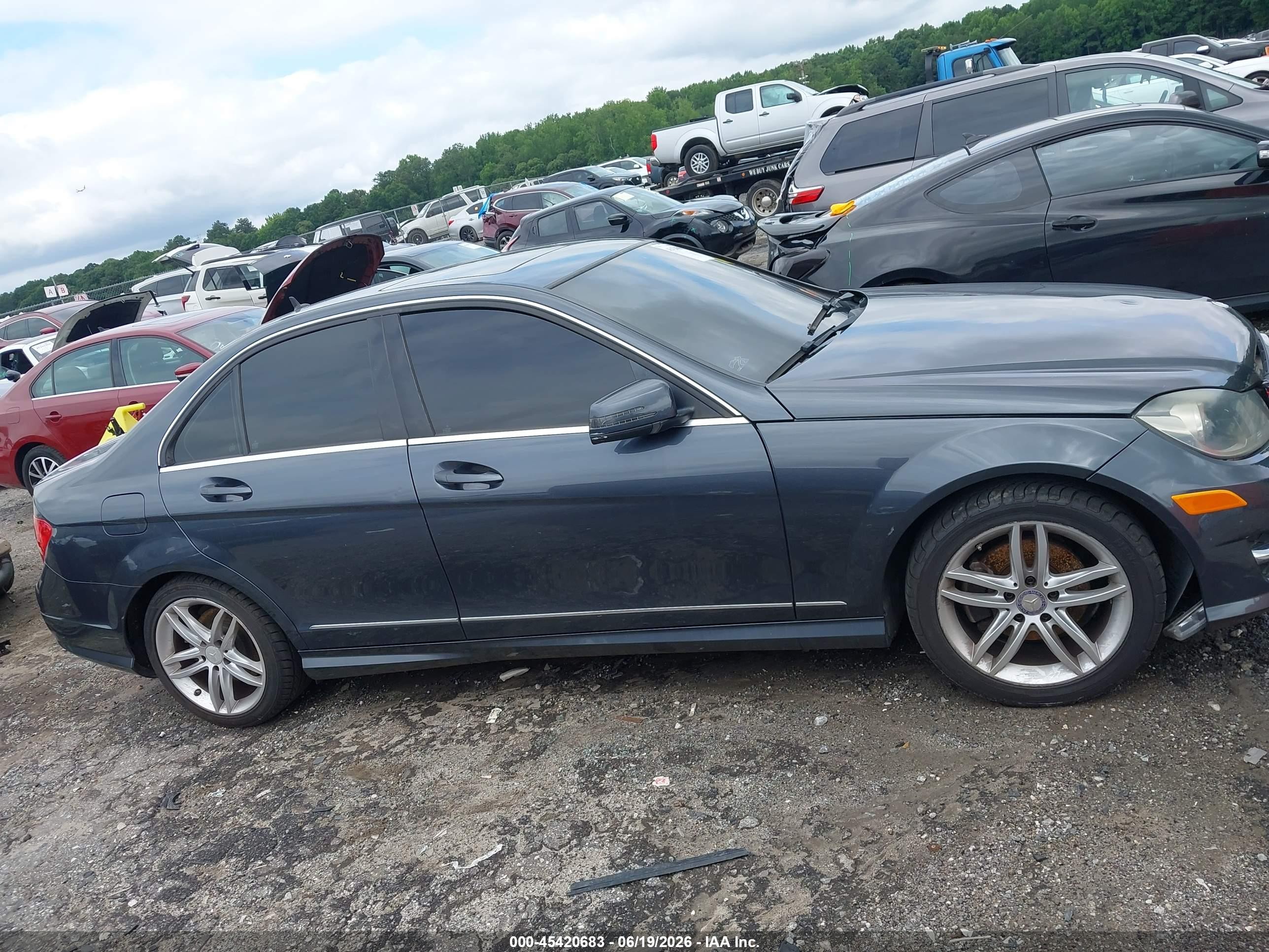 2013 Mercedes-benz C 250 Sport Gray vin: WDDGF4HBXDA841534