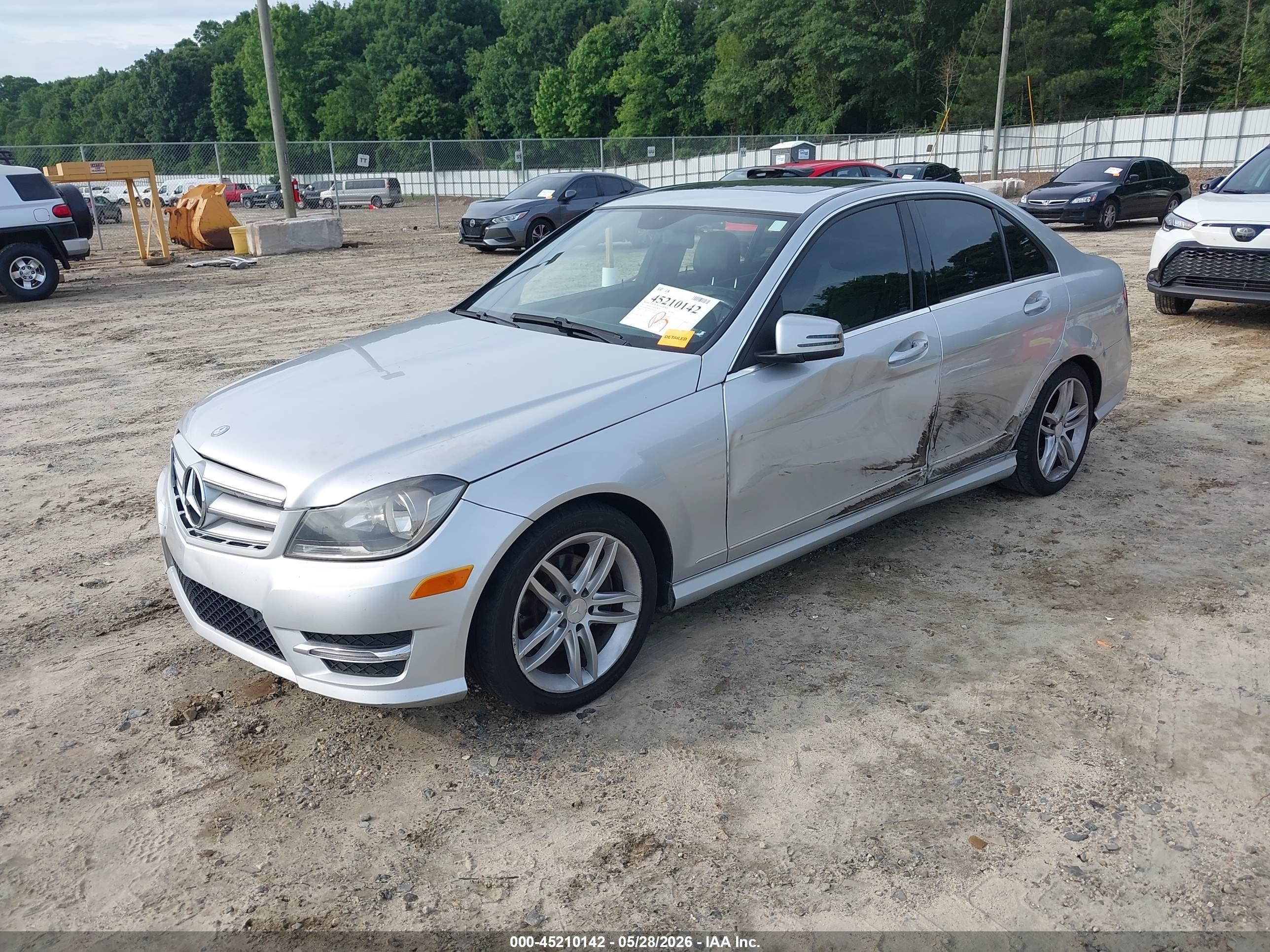 2013 Mercedes-benz C 250 Sport Silver vin: WDDGF4HBXDA849701