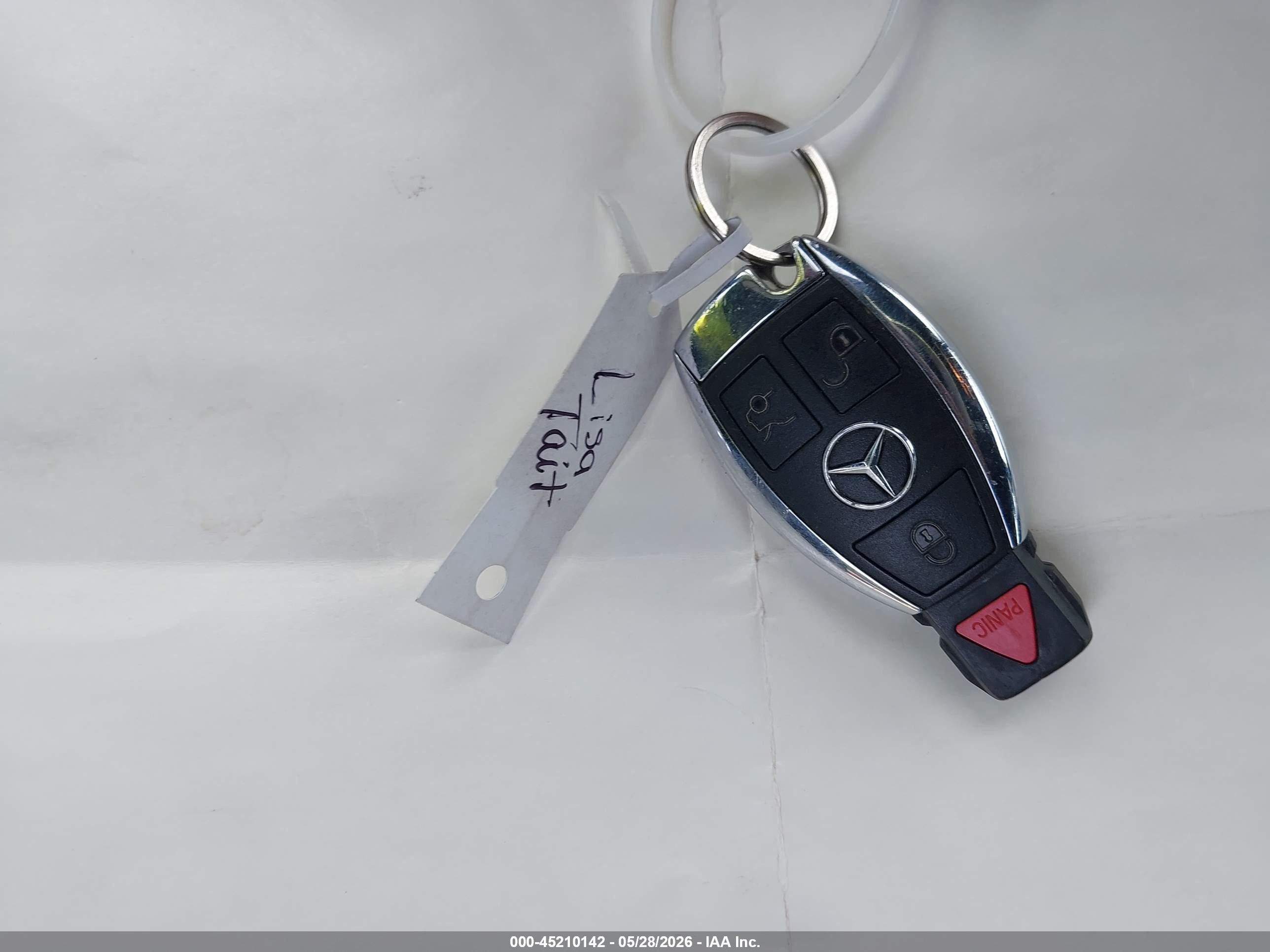 2013 Mercedes-benz C 250 Sport Silver vin: WDDGF4HBXDA849701