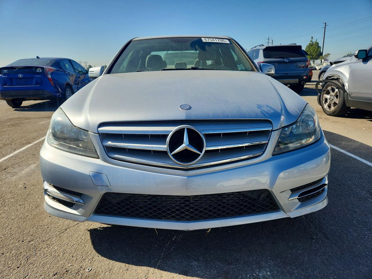 2013 Mercedes-benz C 250 Blue vin: WDDGF4HBXDA869690