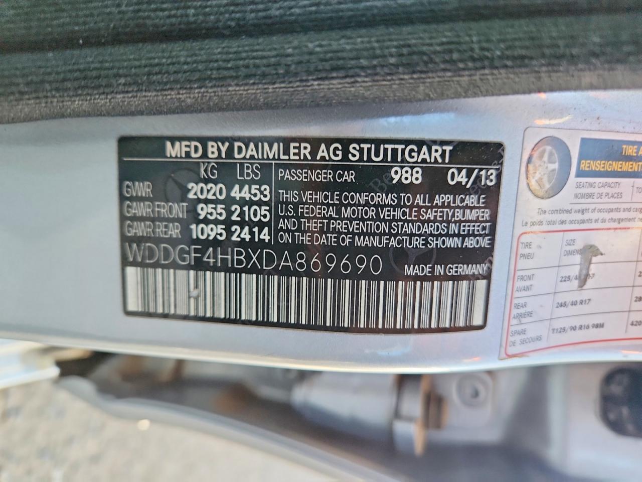 2013 Mercedes-benz C 250 Blue vin: WDDGF4HBXDA869690