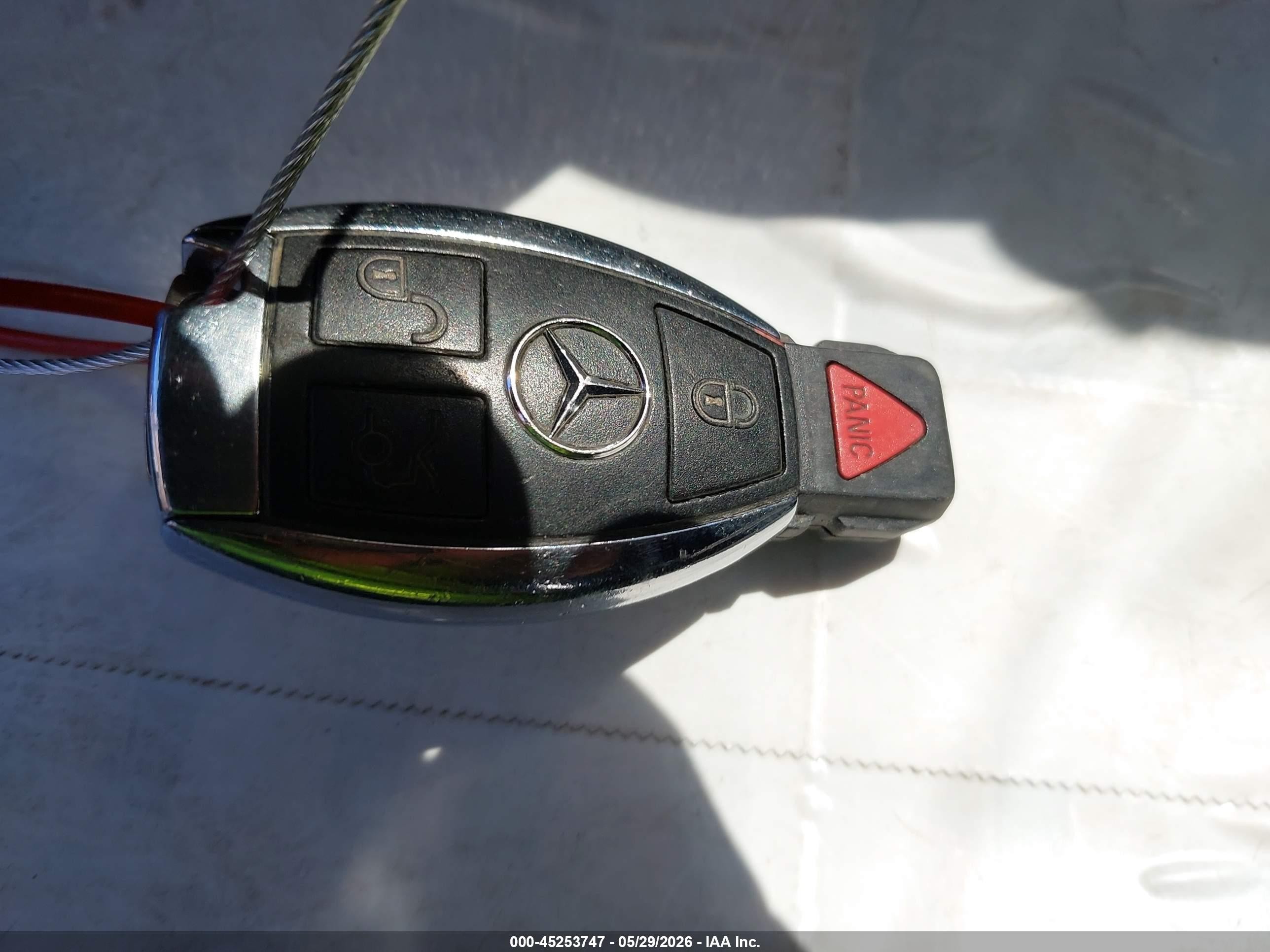 2013 Mercedes-benz C 250 Sport Black vin: WDDGF4HBXDG088763
