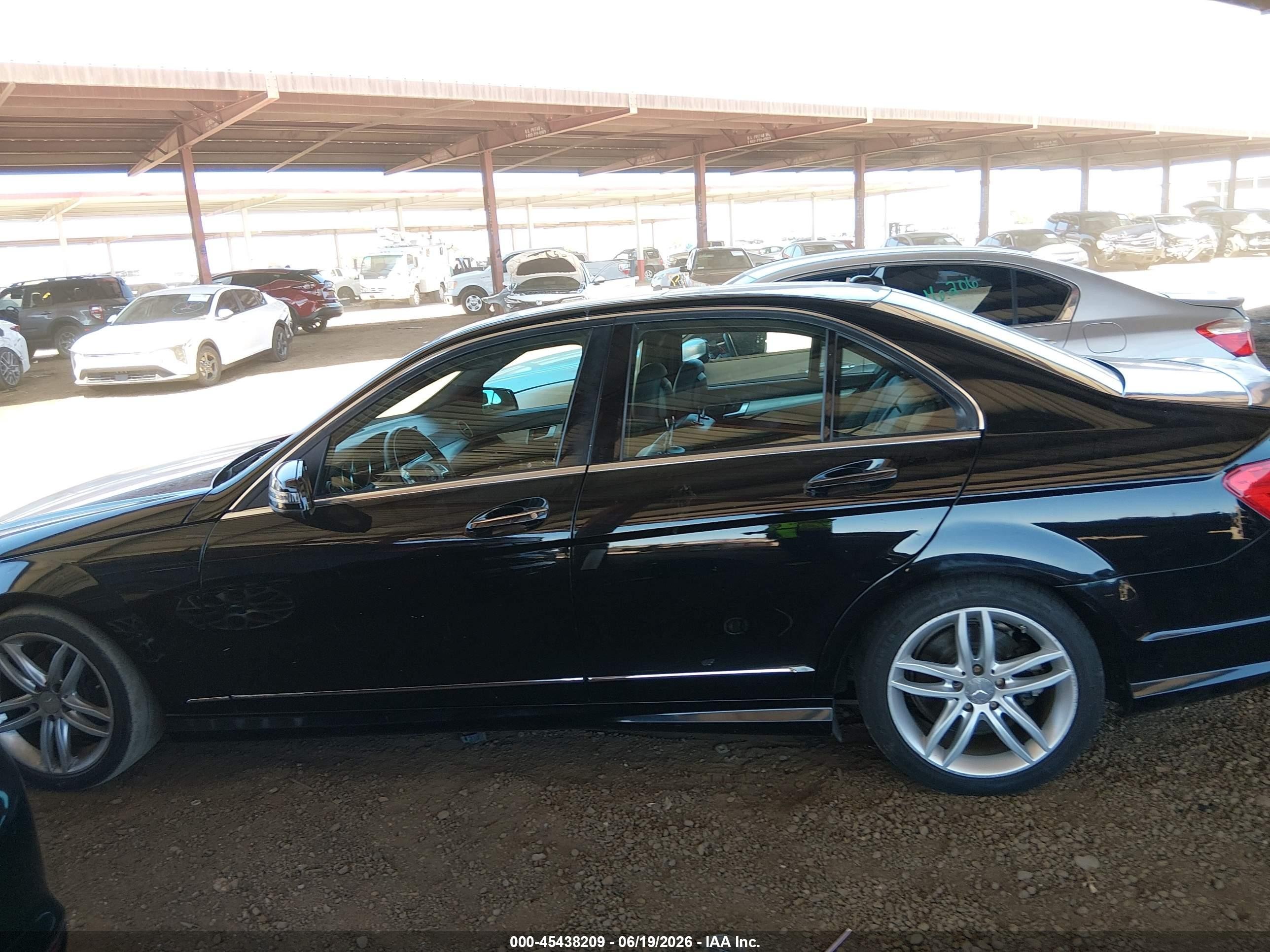 2013 Mercedes-benz C 250 Sport Black vin: WDDGF4HBXDR241744