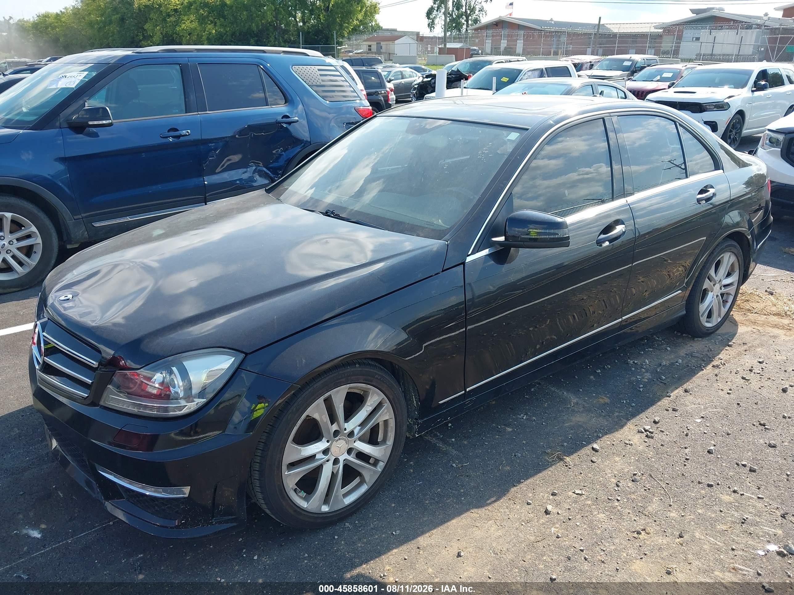2013 Mercedes-benz C 250 Luxury/sport Black vin: WDDGF4HBXDR246605