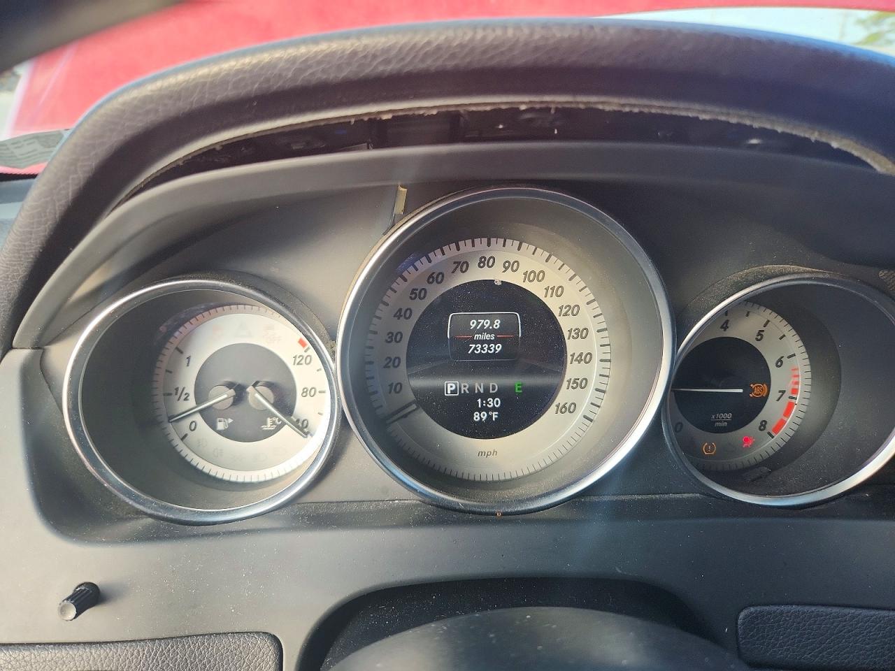 2013 Mercedes-benz C 250 Красный vin: WDDGF4HBXDR252033