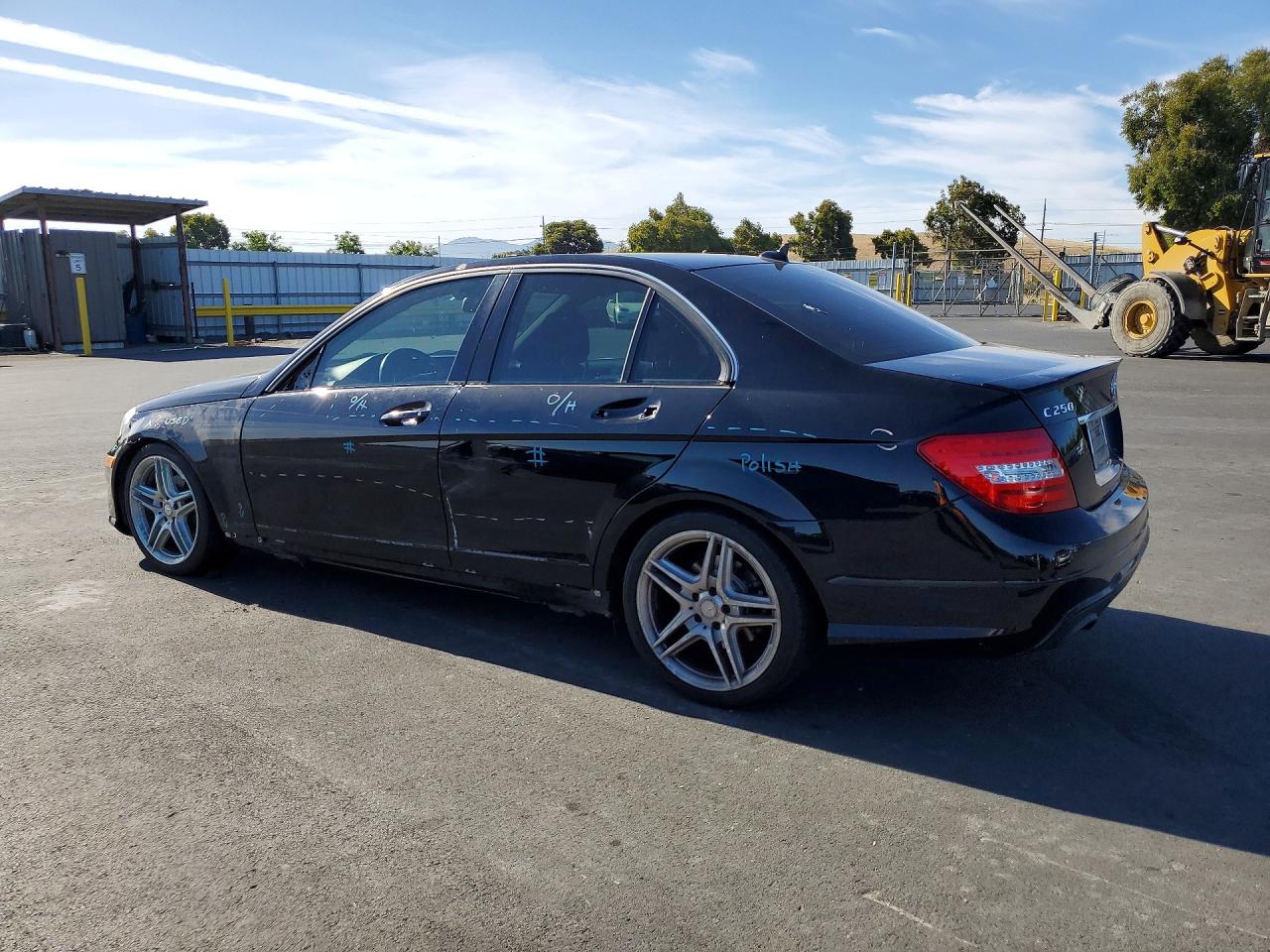 2013 Mercedes-benz C 250 Black vin: WDDGF4HBXDR252386