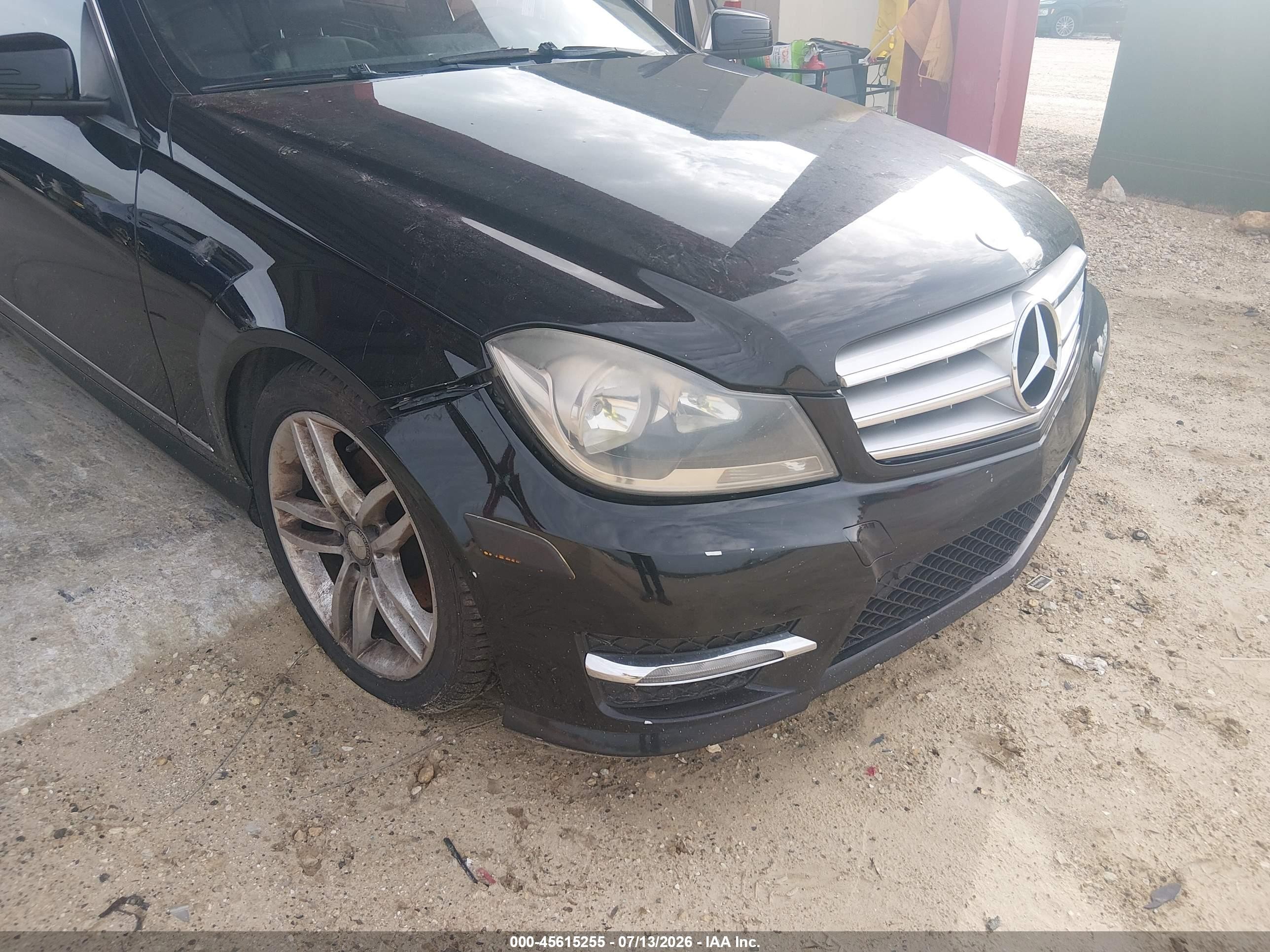 2013 Mercedes-benz C 250 Sport Black vin: WDDGF4HBXDR269981