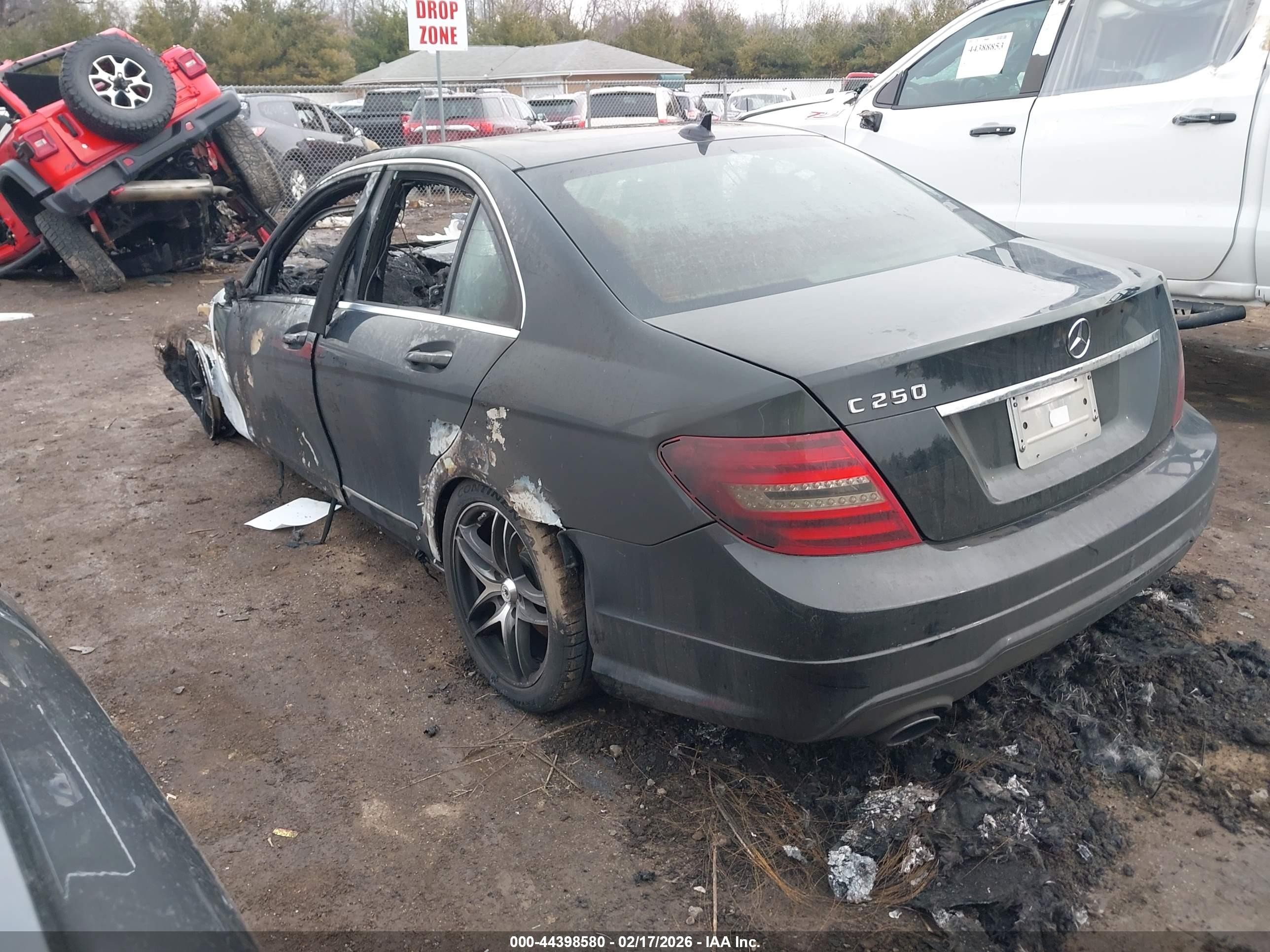 2013 Mercedes-benz C 250 Sport Black vin: WDDGF4HBXDR271147